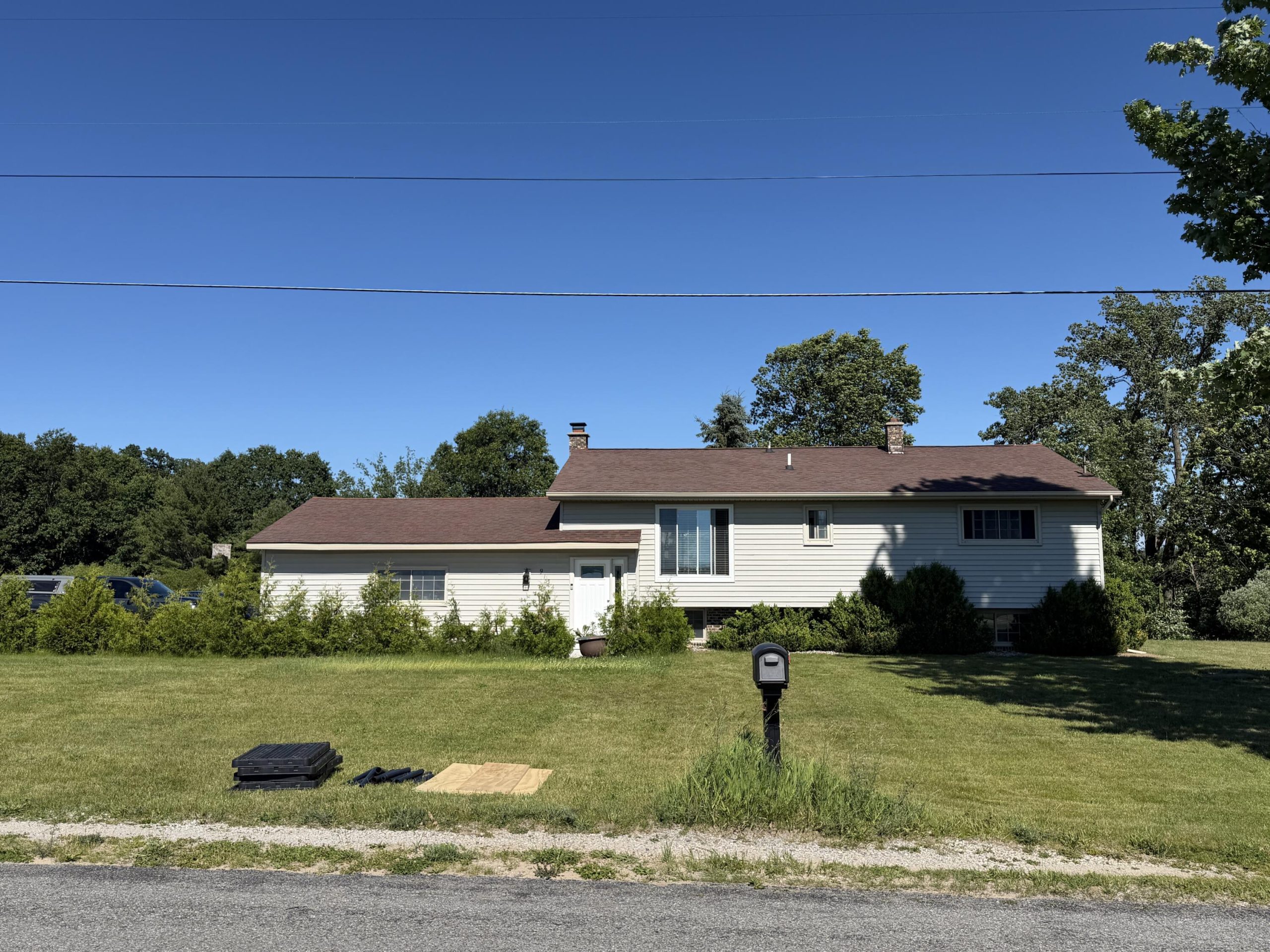 9154 Old Highway 99
