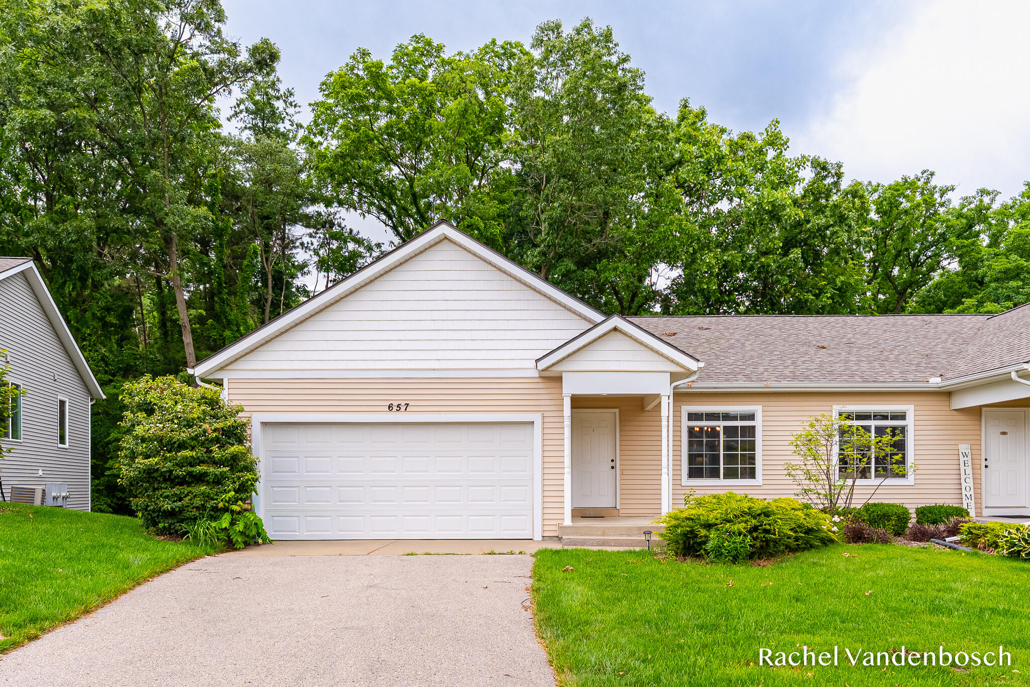 657 Wren Court Unit: 5