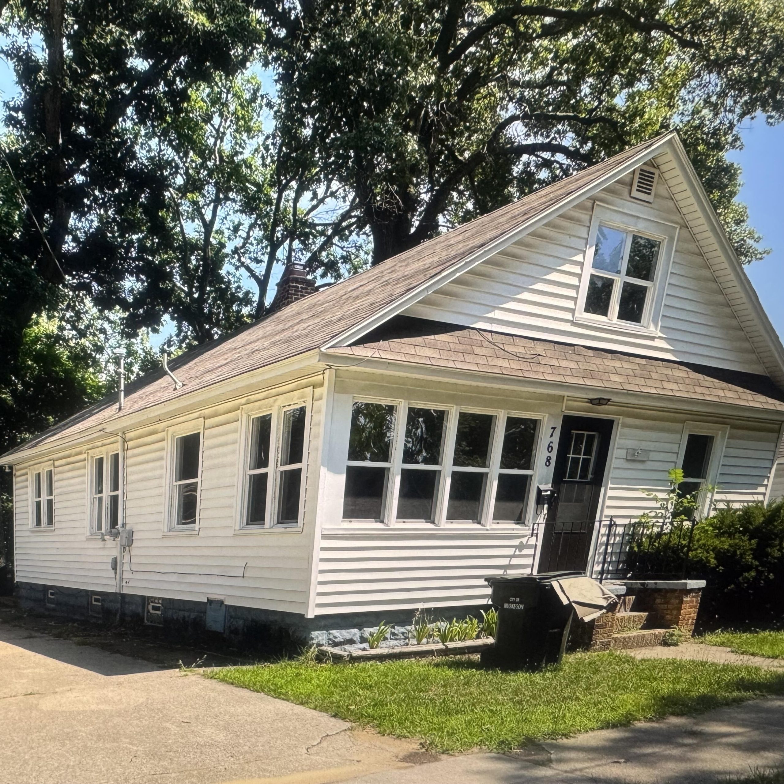 768 Hill Avenue