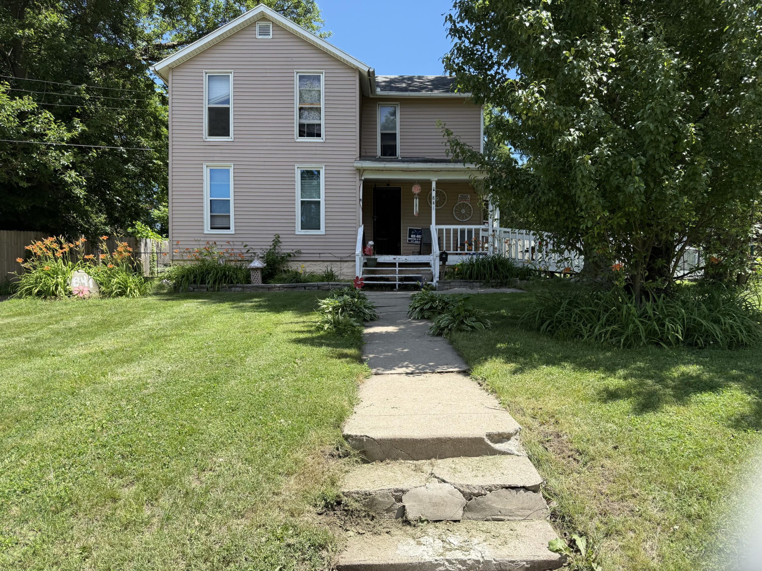 841 N Waterloo Avenue