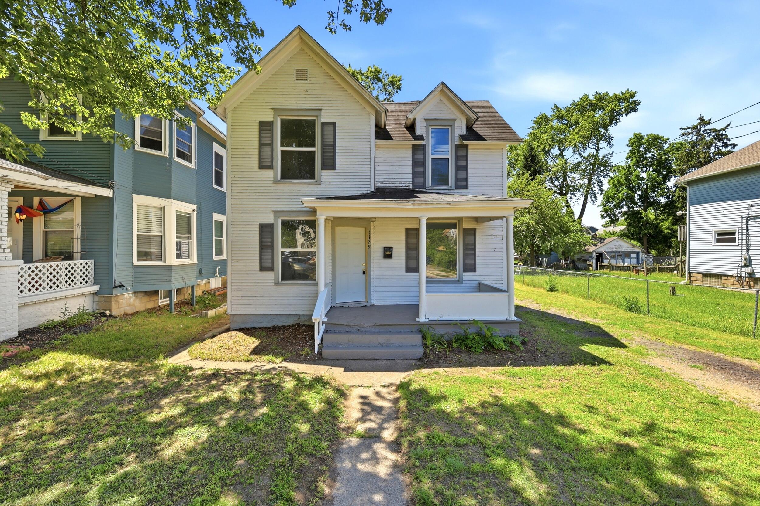1128 Sigsbee Street SE