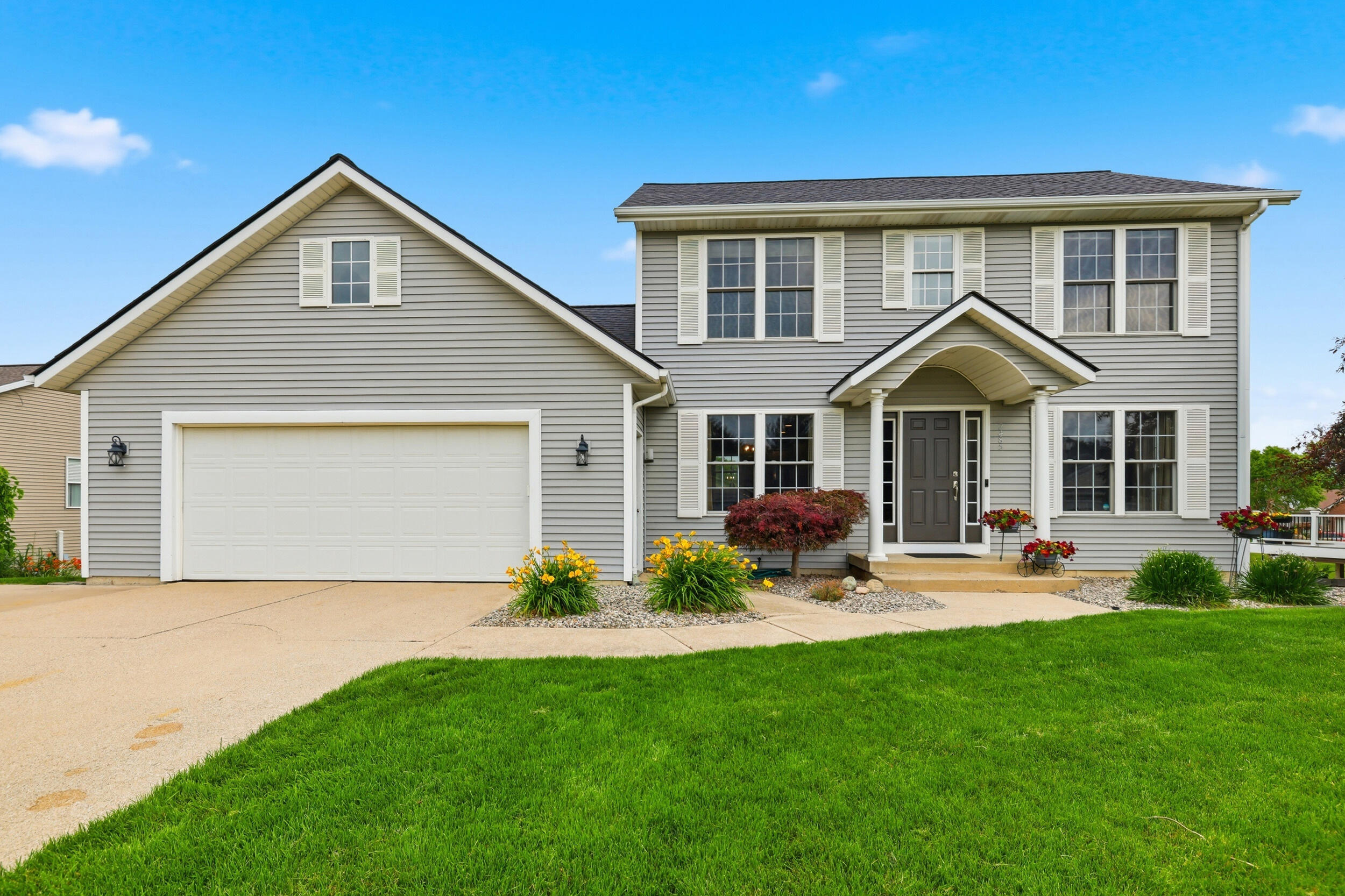 2485 Willow Ridge Drive