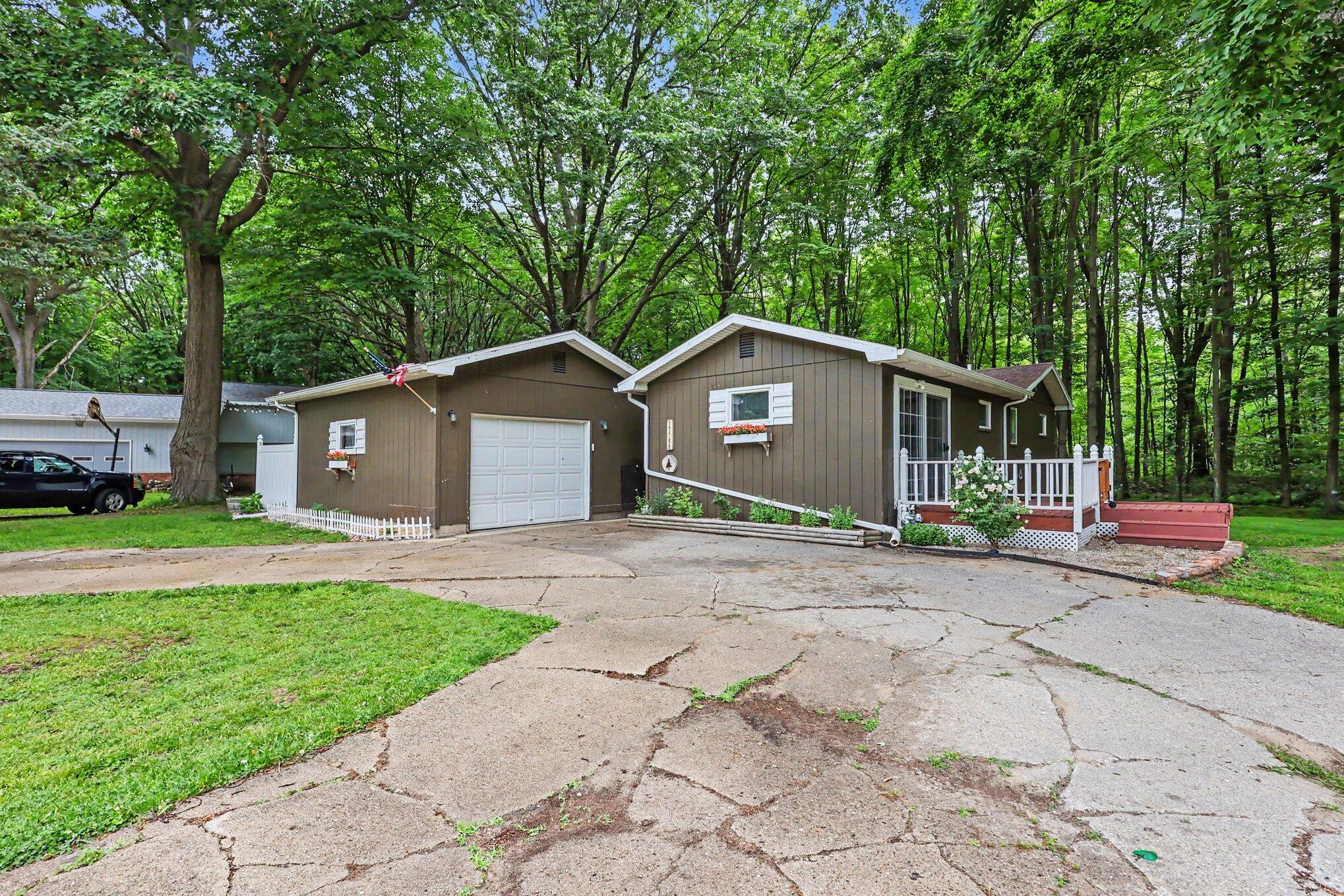17700 Thornapple Drive