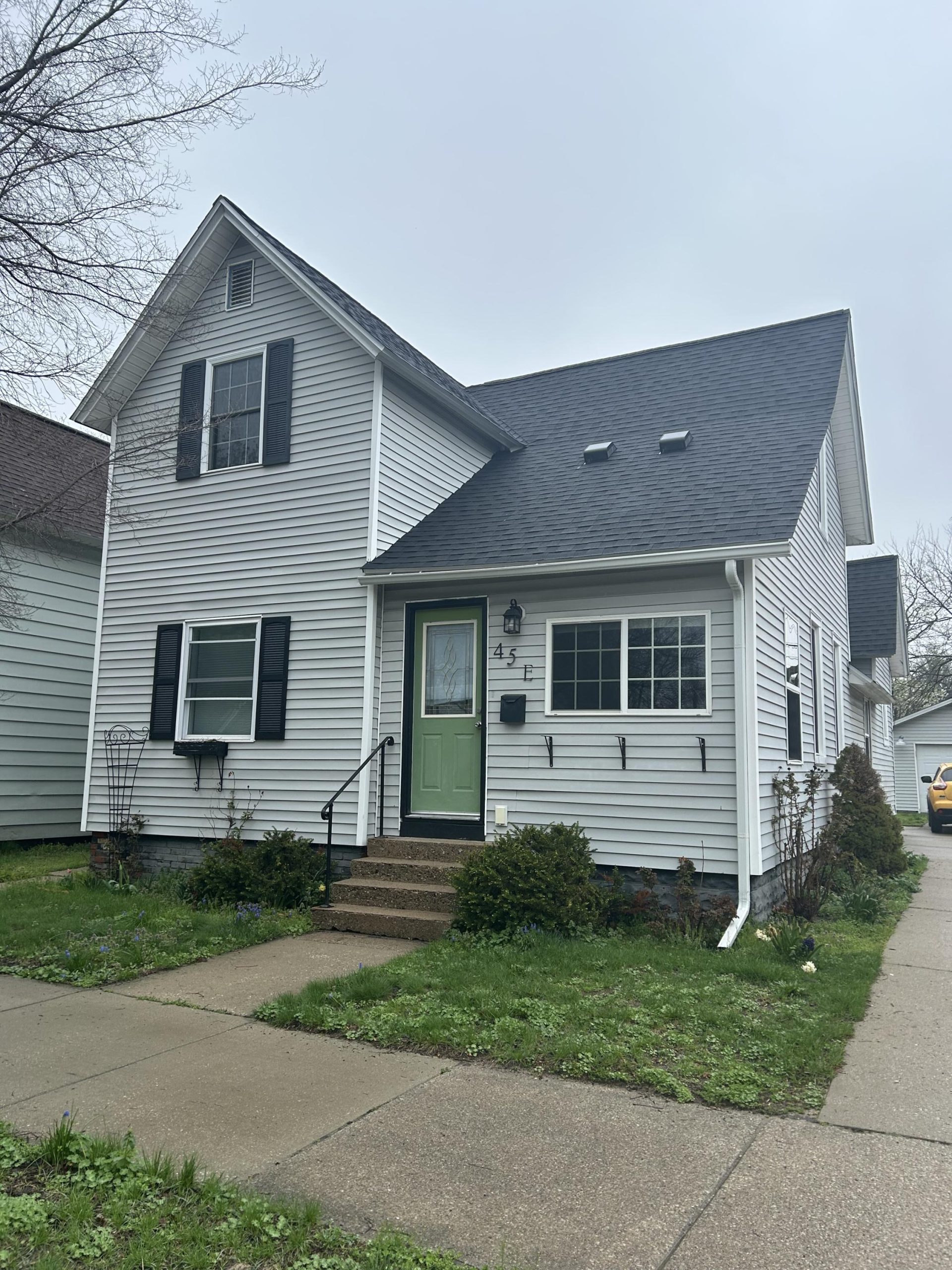 45 E 18th Street