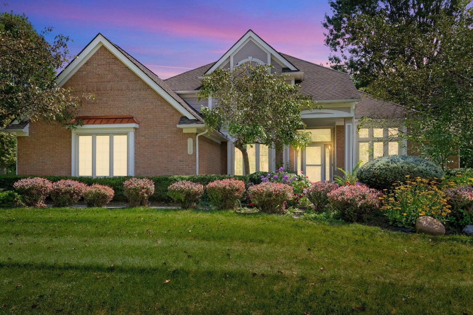 6568 Crabapple Drive