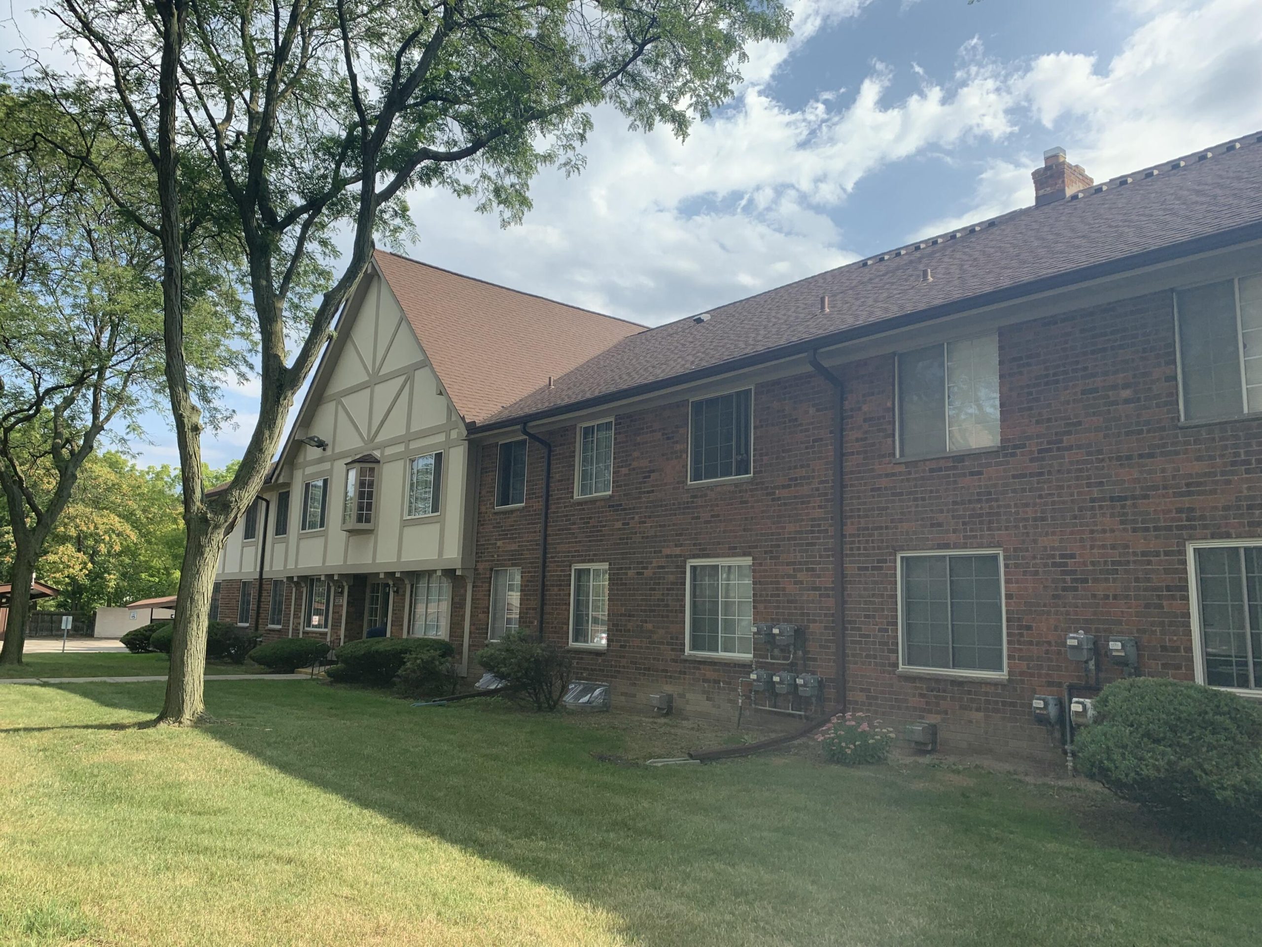 30220 Southfield Road Unit: 243