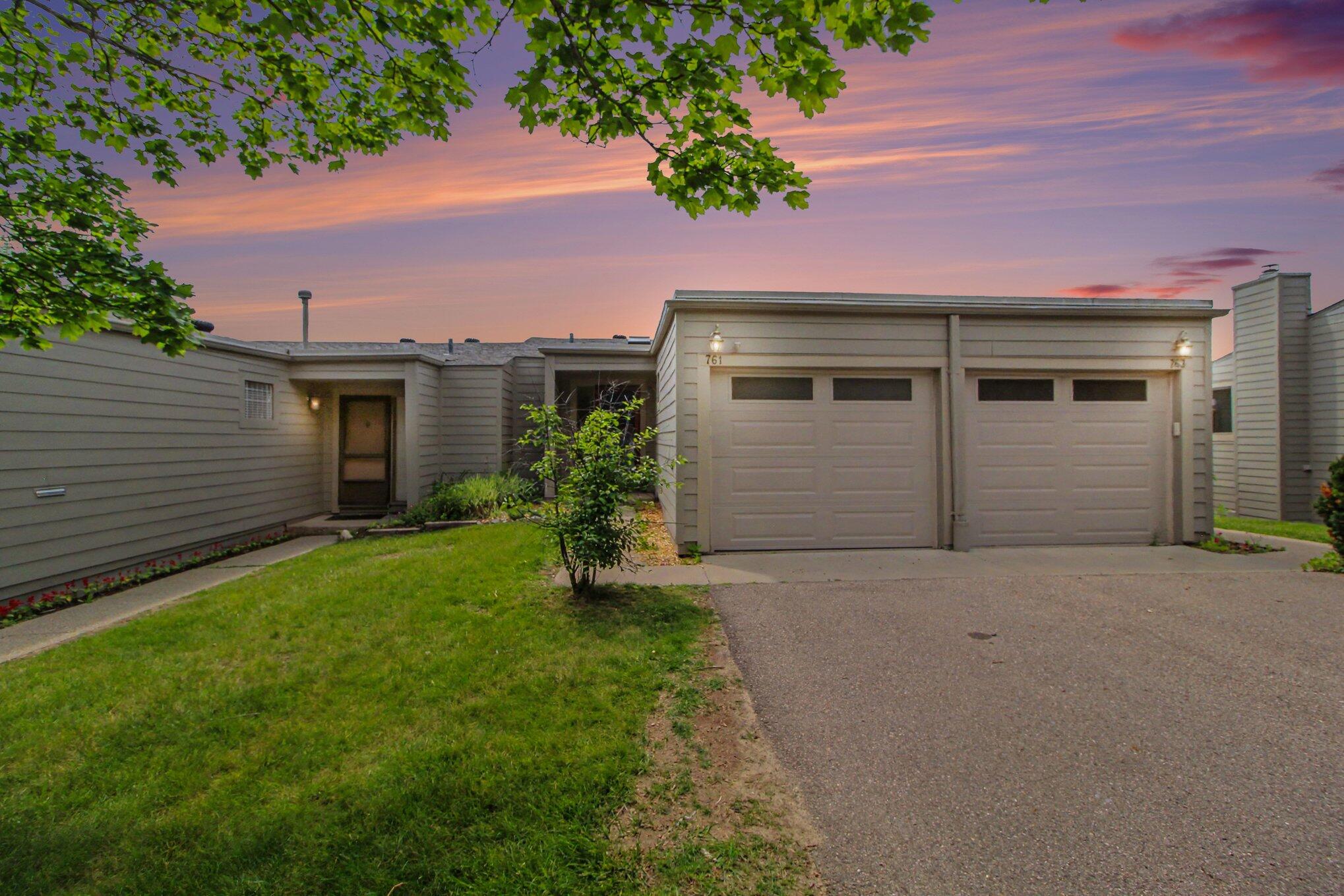 761 Skynob Drive