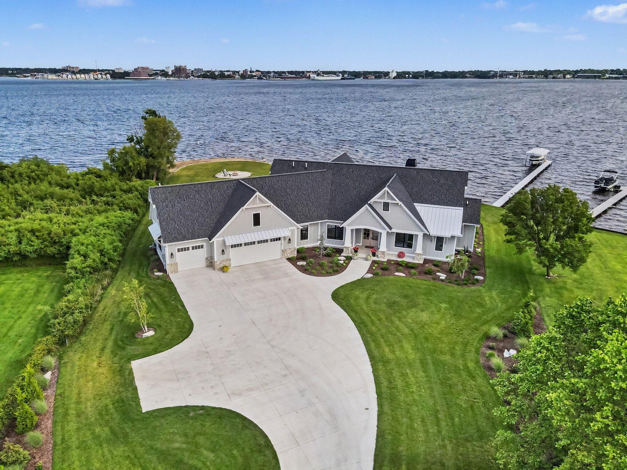 1019 Moorings Court