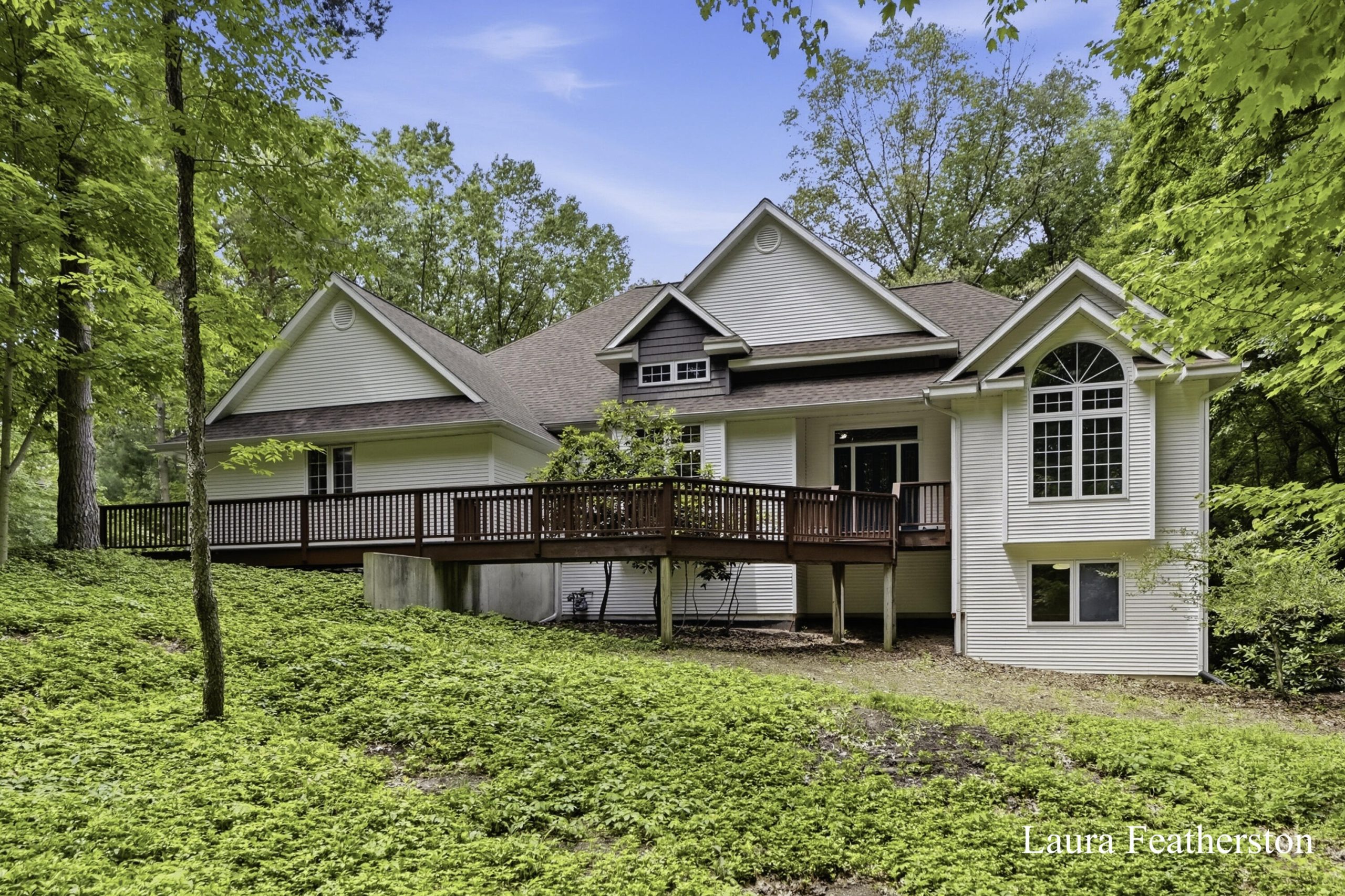 2291 Burton Pines Drive SE