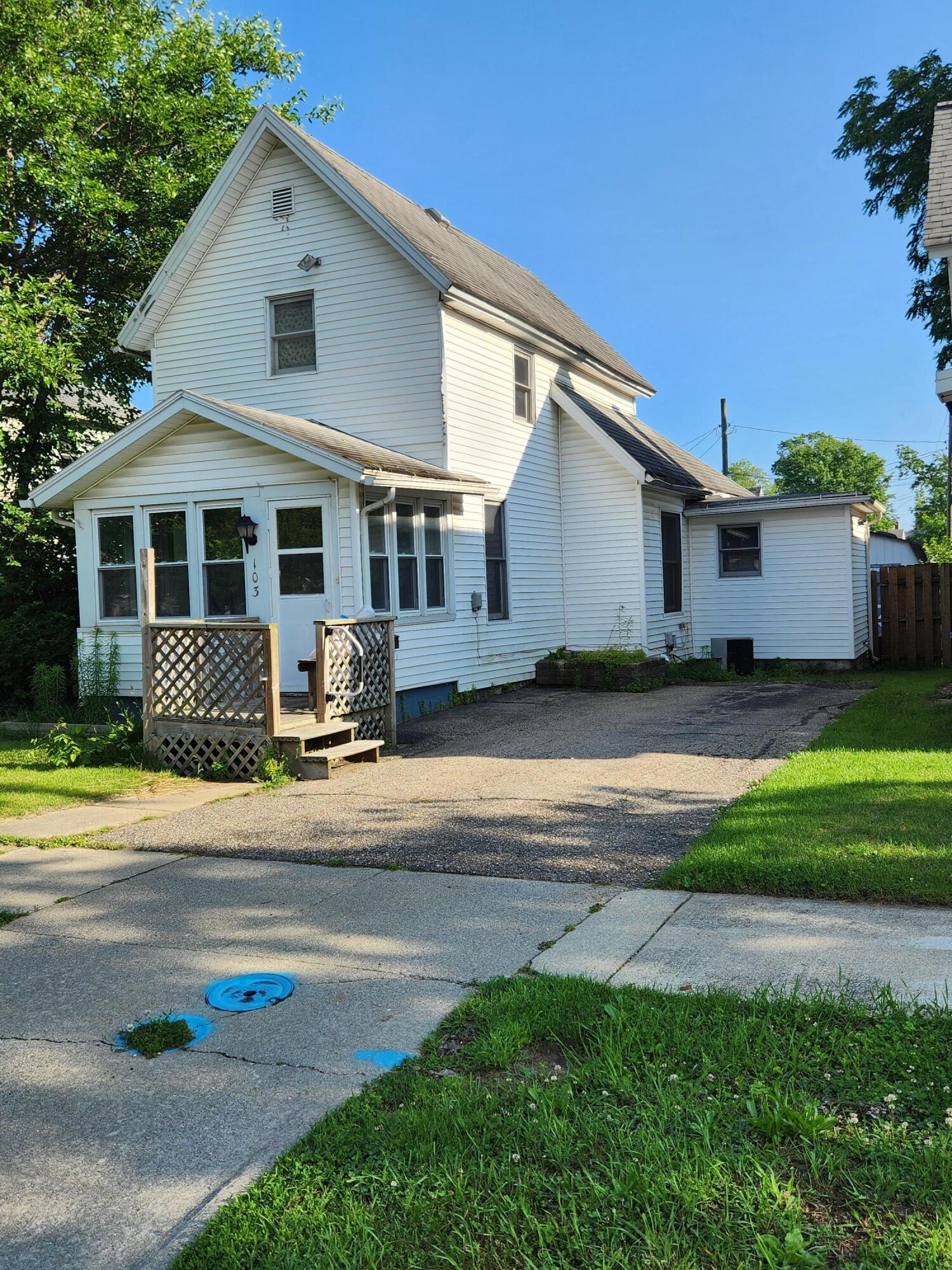 103 E Telegraph Street