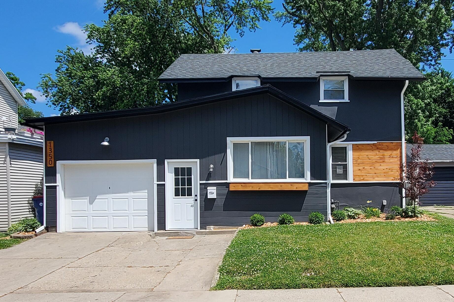1350 Buffalo Avenue NE