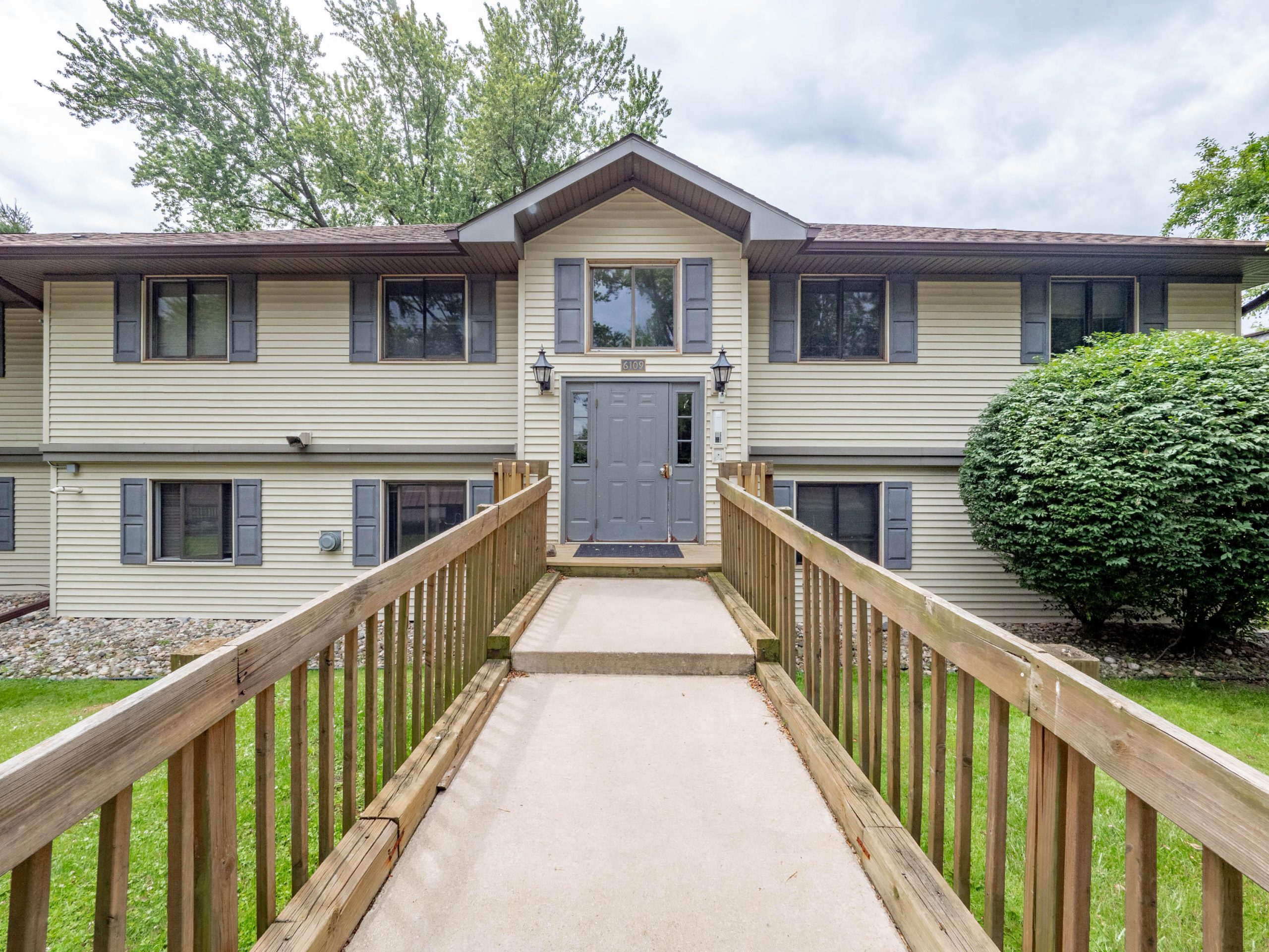 6109 Danford Creek Unit: 3