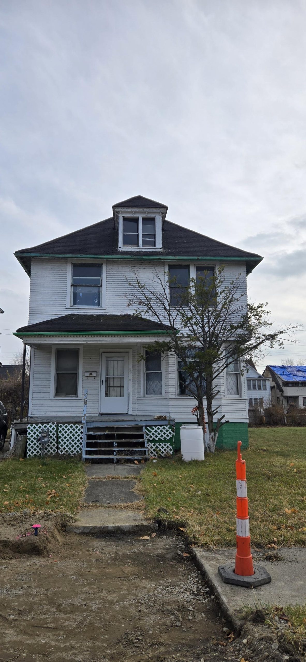 199 Waverly