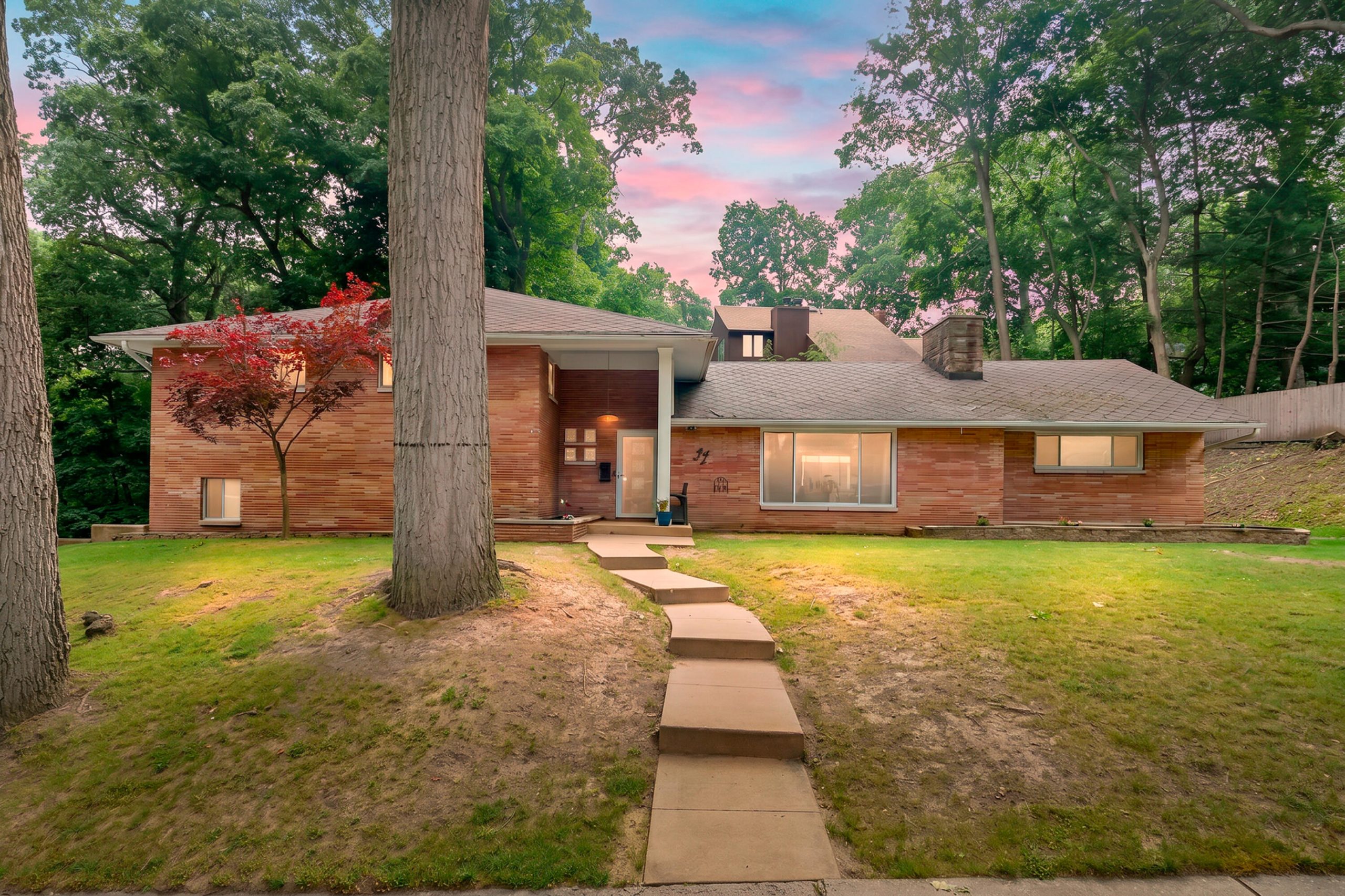 32 Woodmer Lane