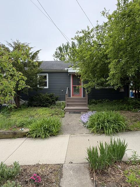 213 W Summit Street