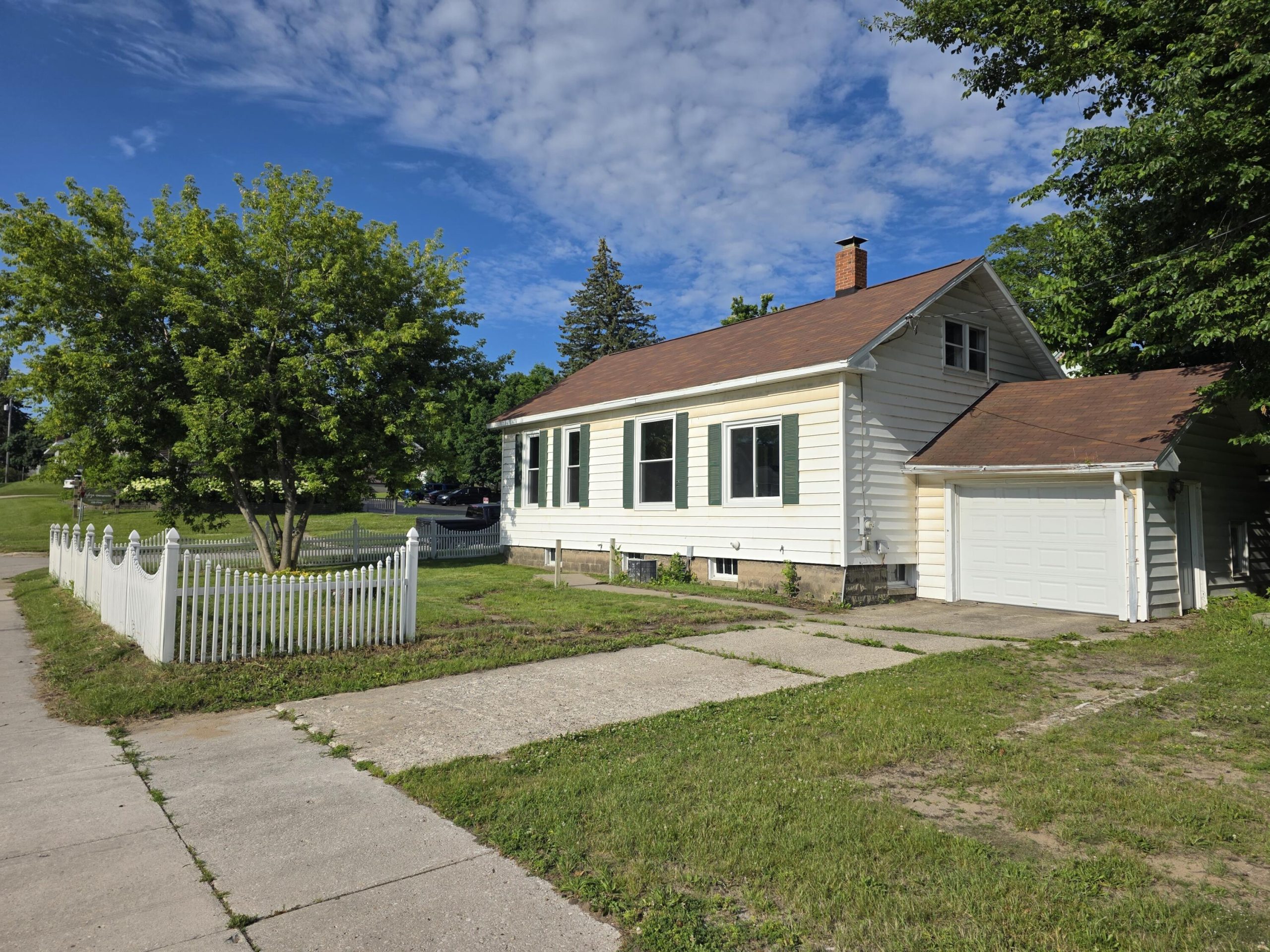 328 4th Street