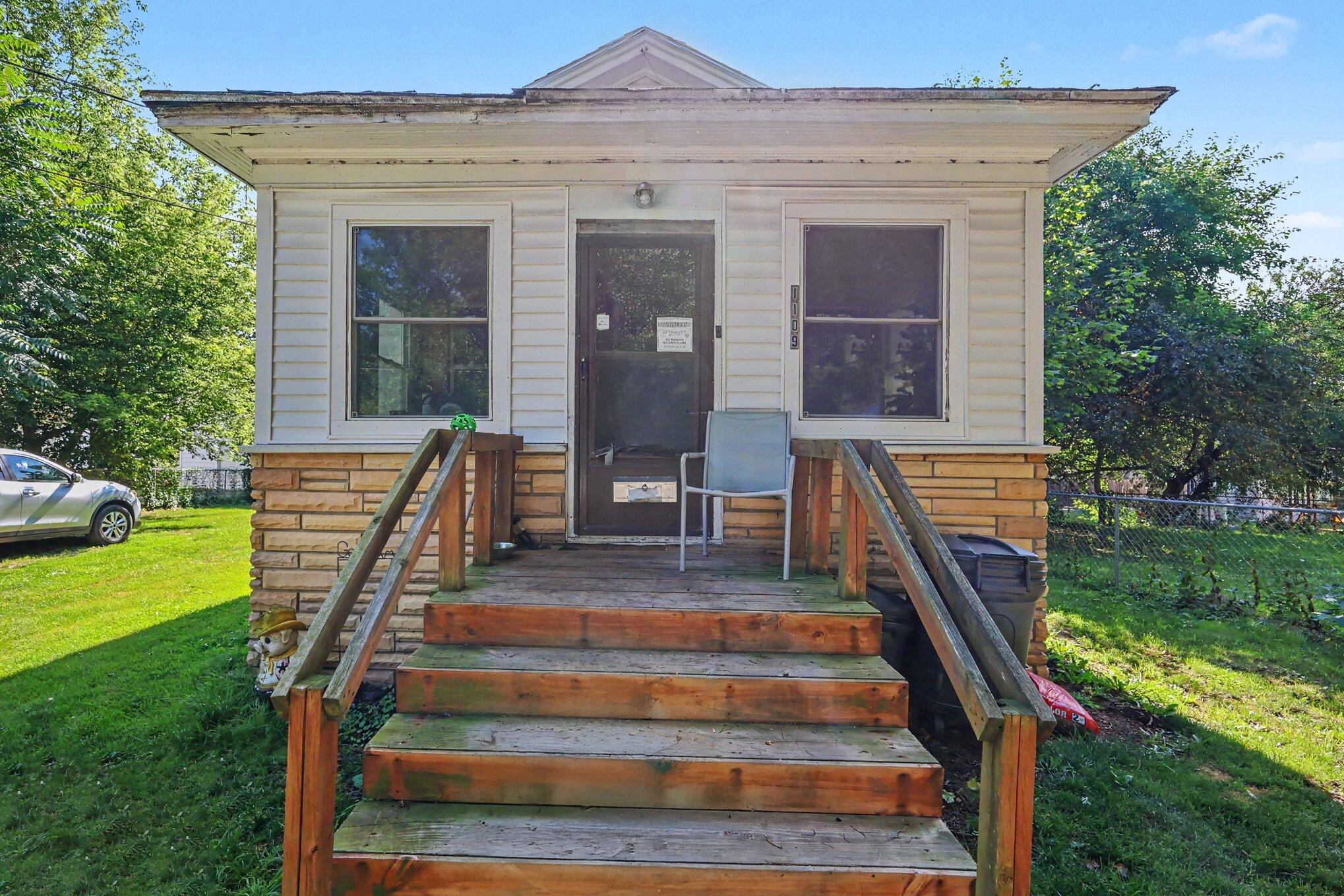 1109 Scott Street