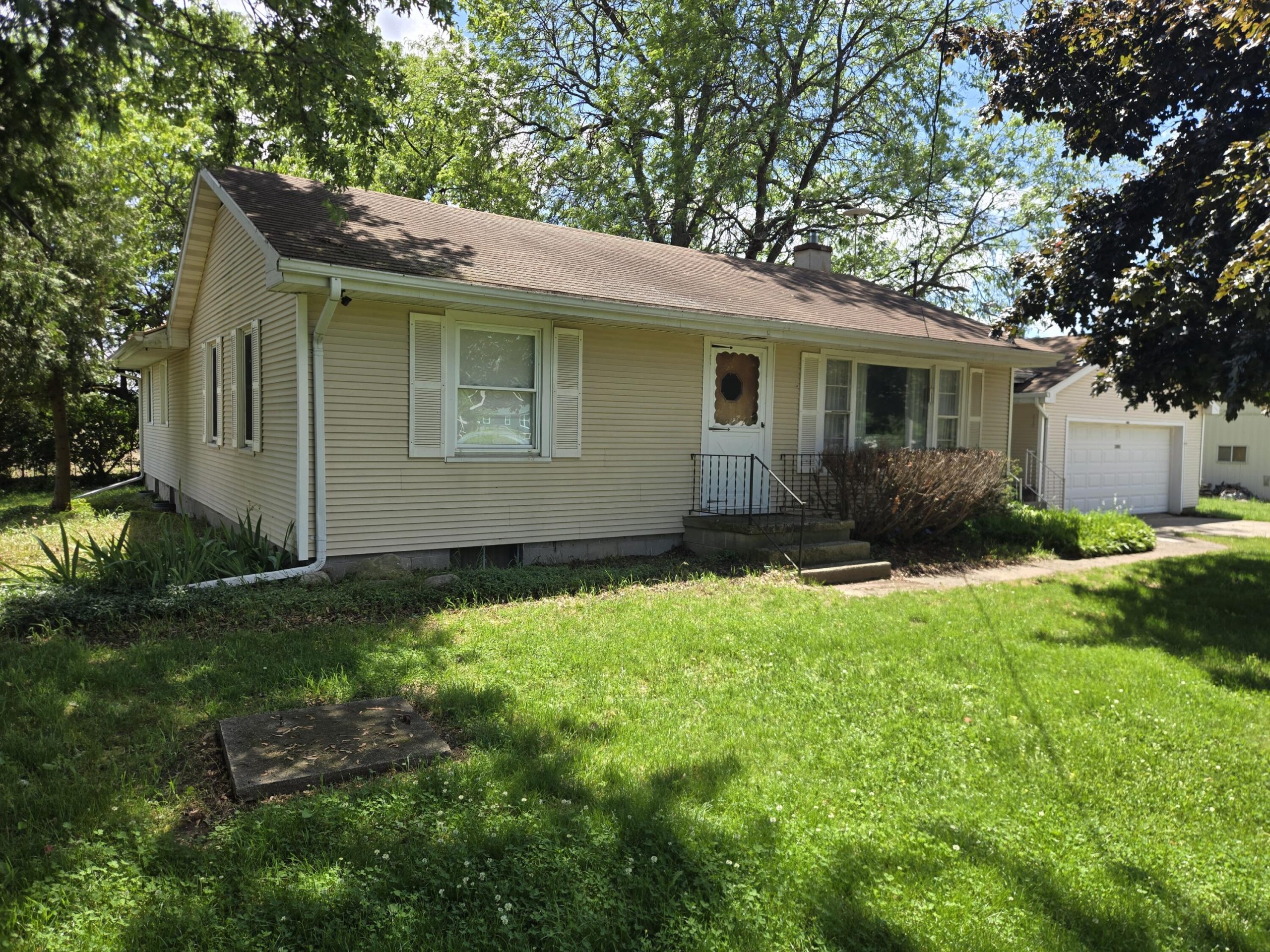 1091 Belding Road