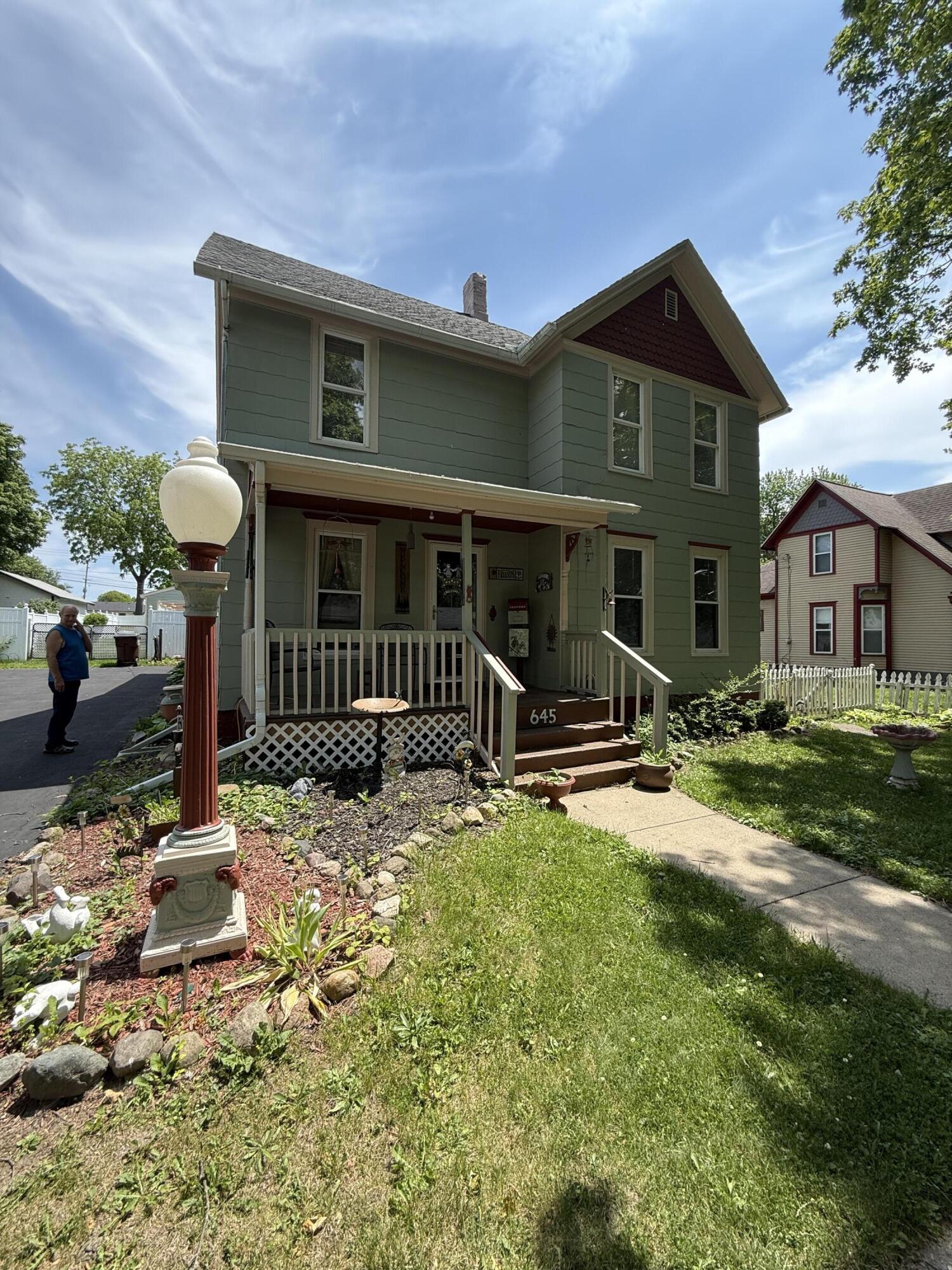 645 State Street