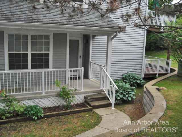4299 Pine Ridge Court