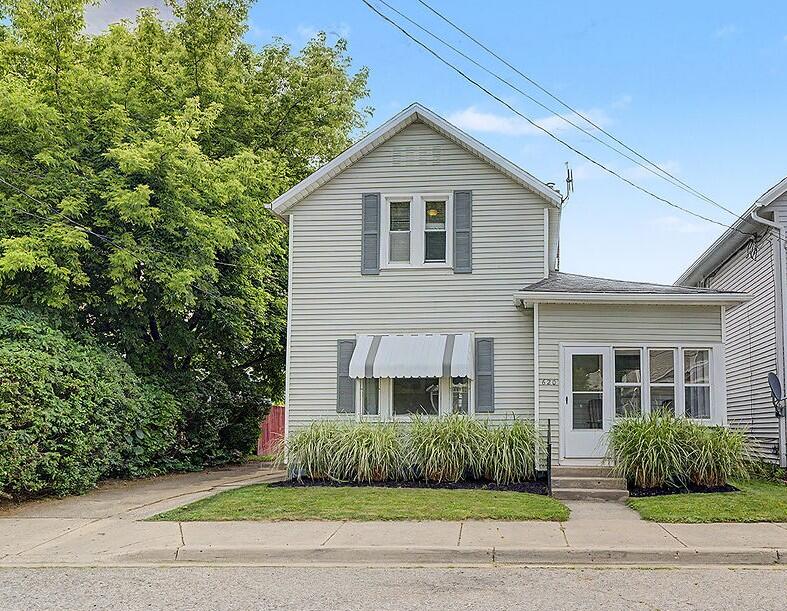 620 Davis Avenue NW