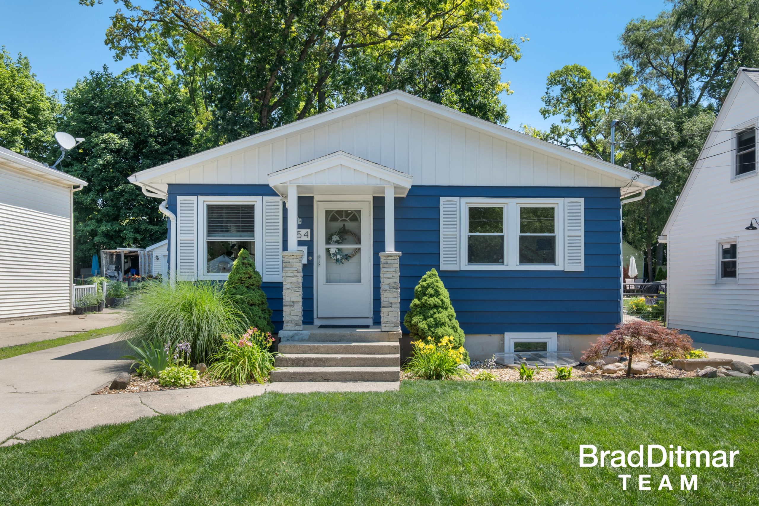 154 Alten Avenue NE