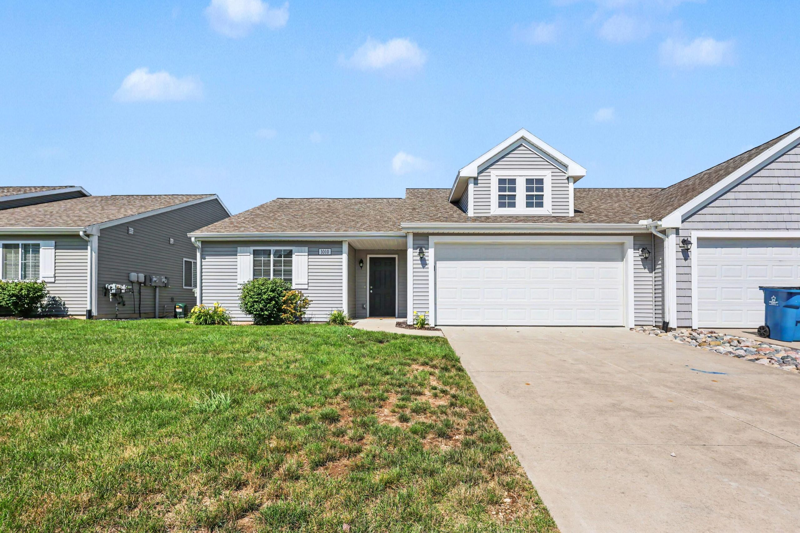 1010 W Villas Drive