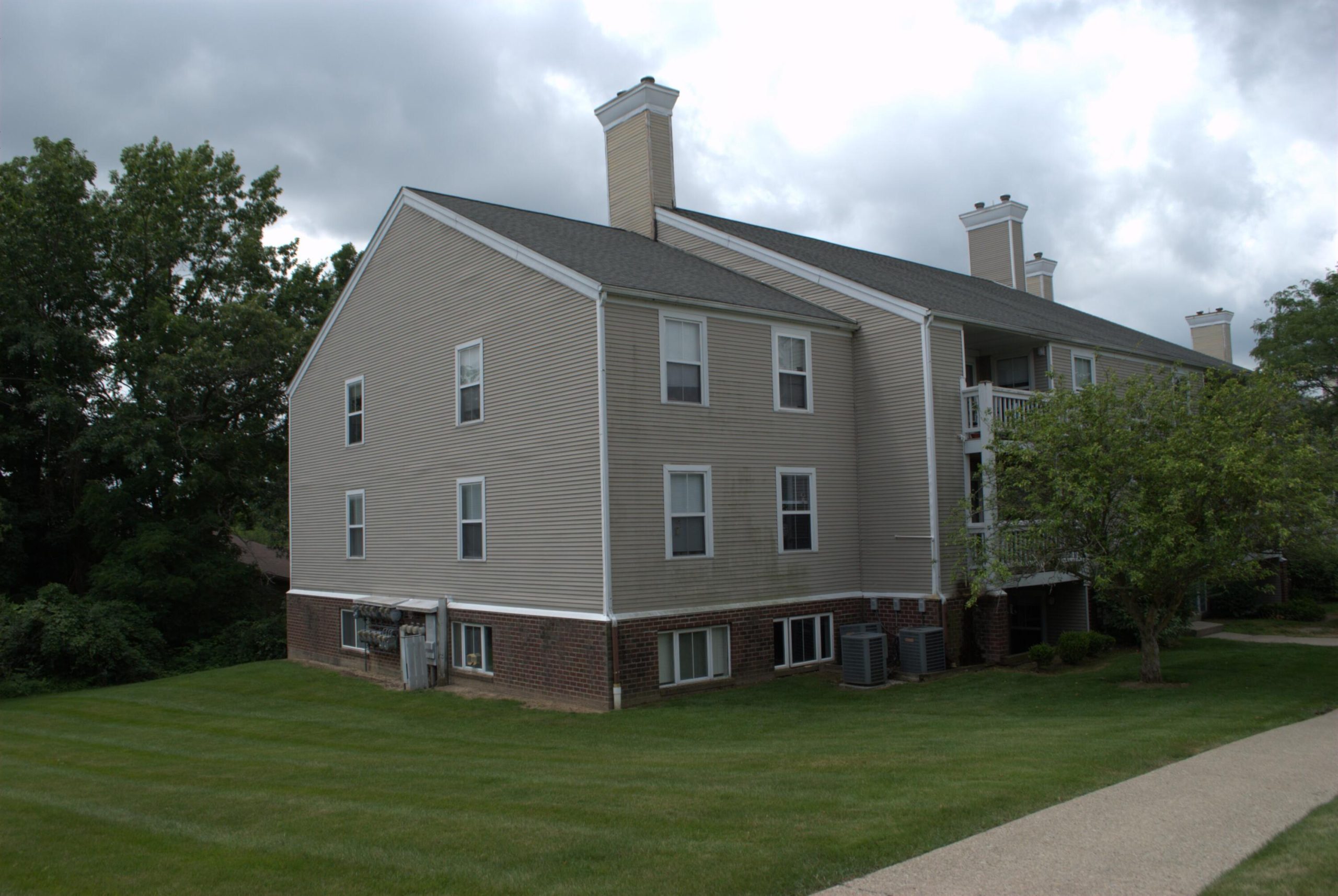 101 Fieldcrest Street Unit: 302