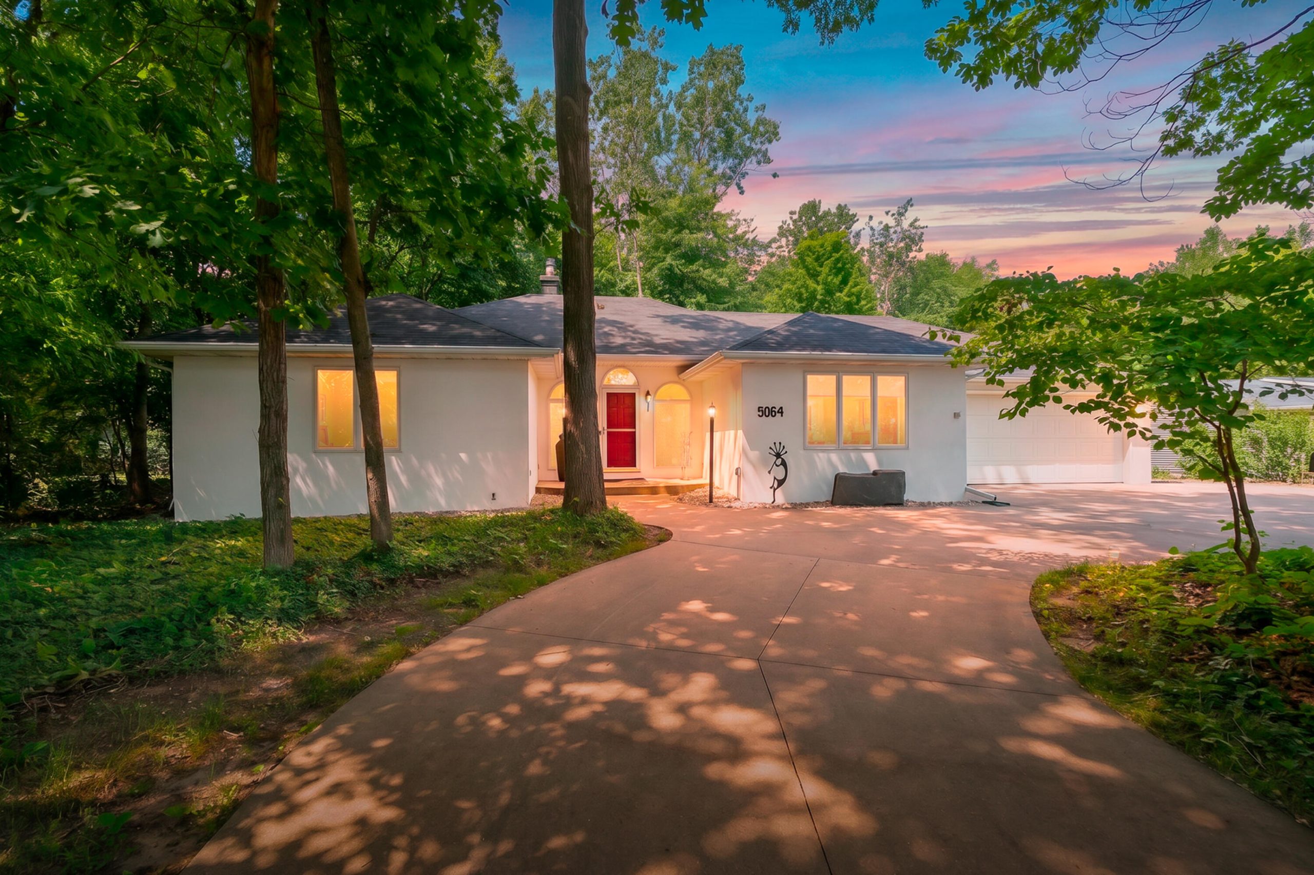9064 Nature Way