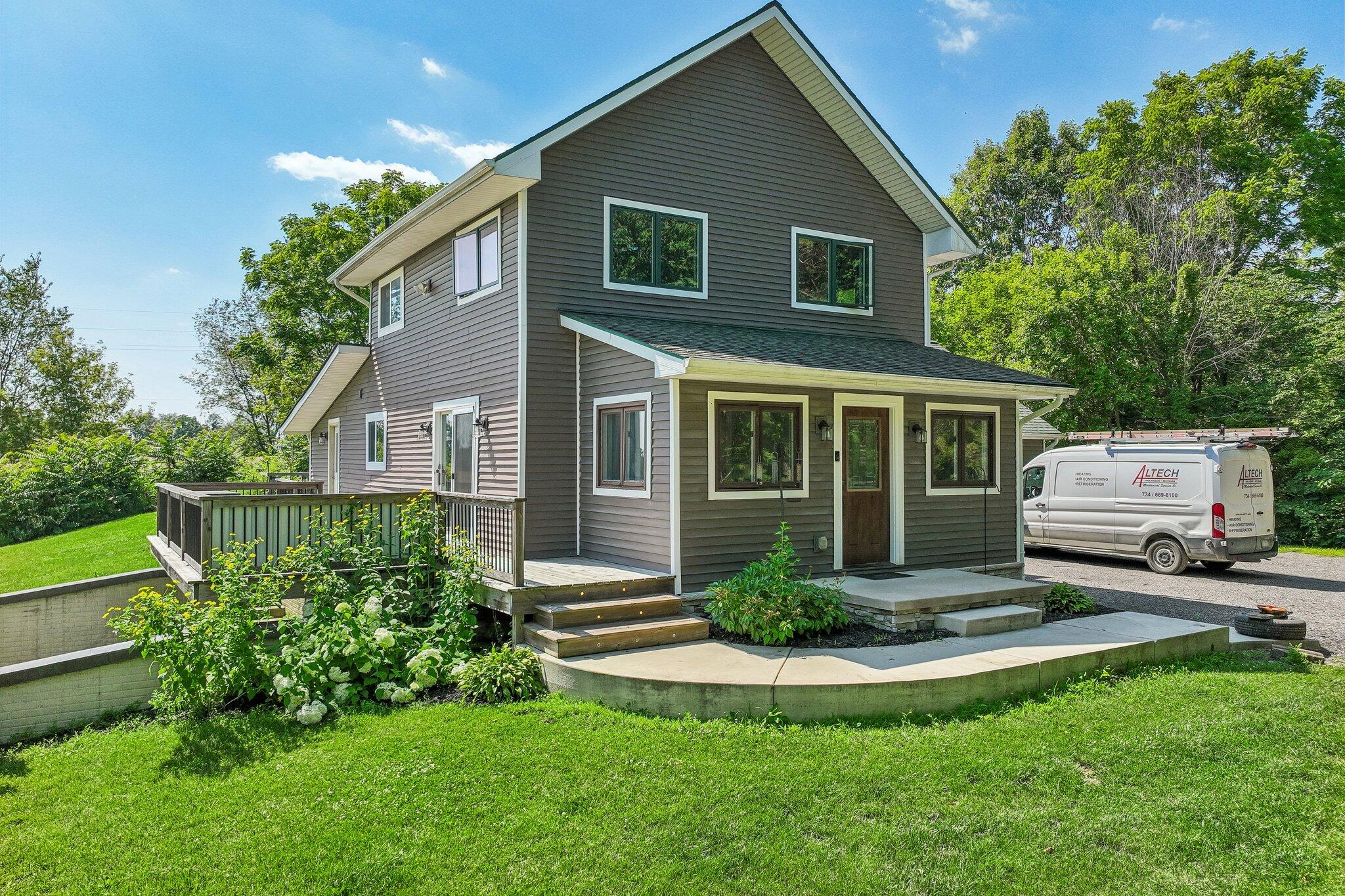 10120 Noggles Road