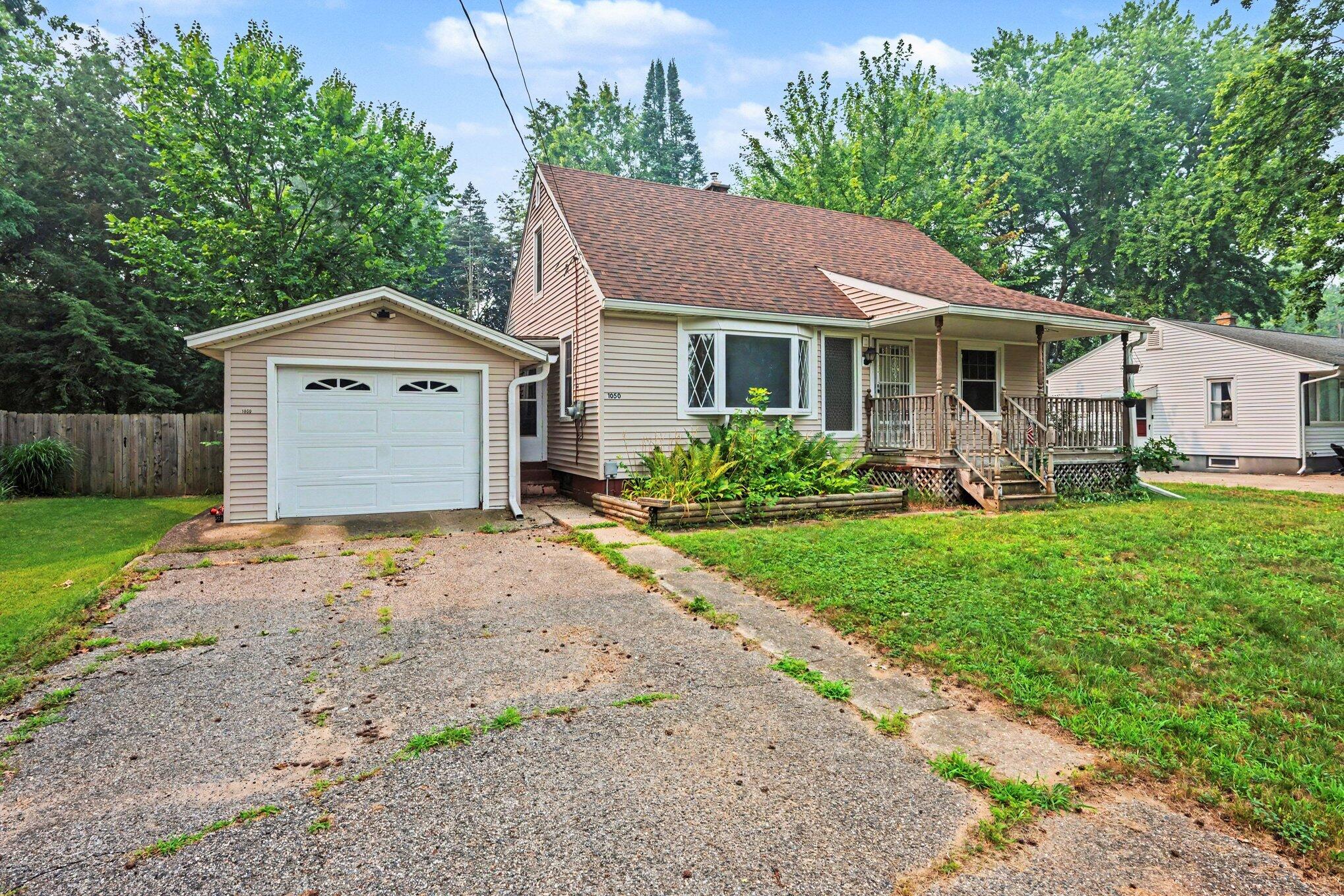1050 Bloomfield Avenue