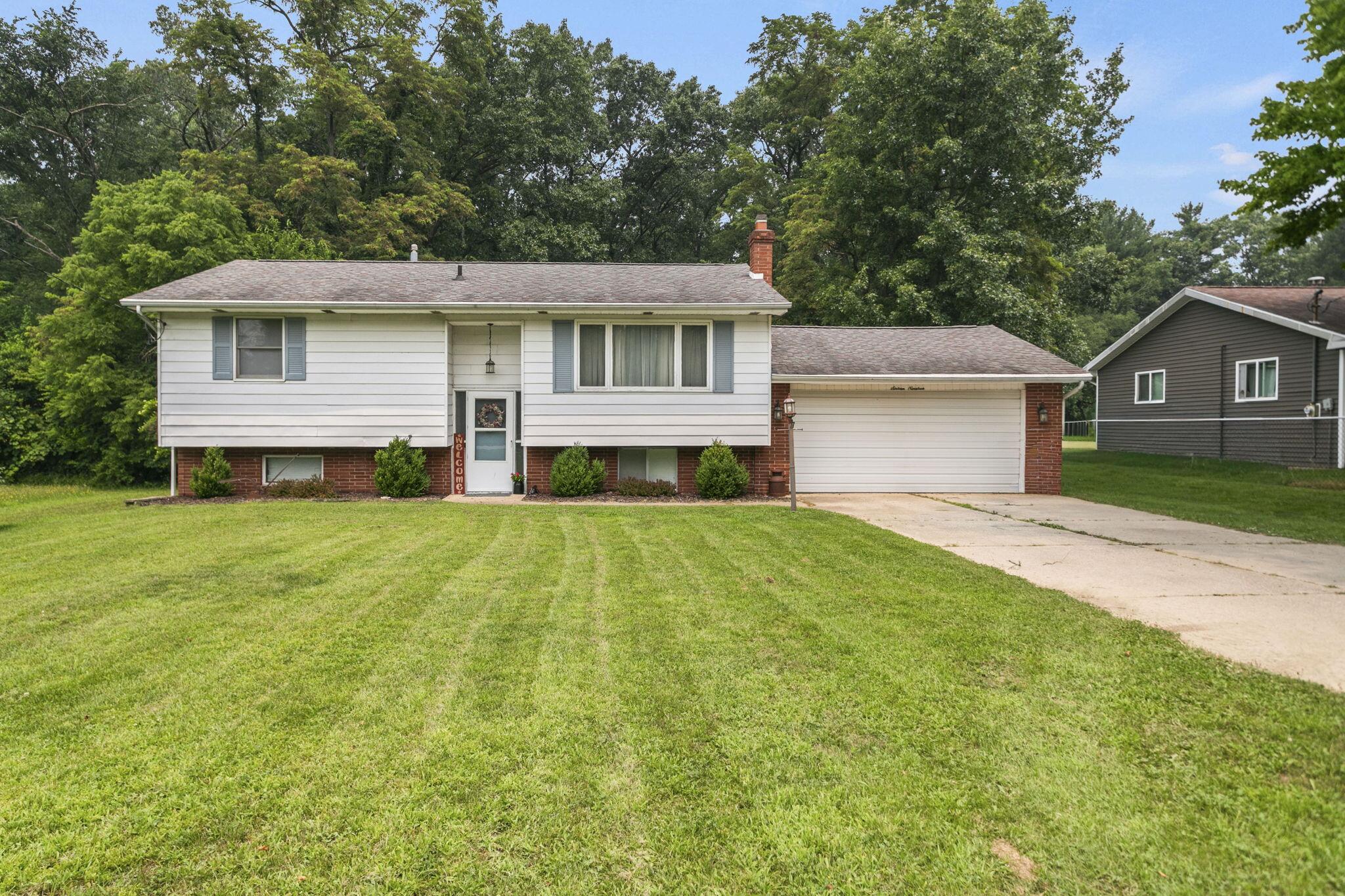 1619 E Bertrand Road