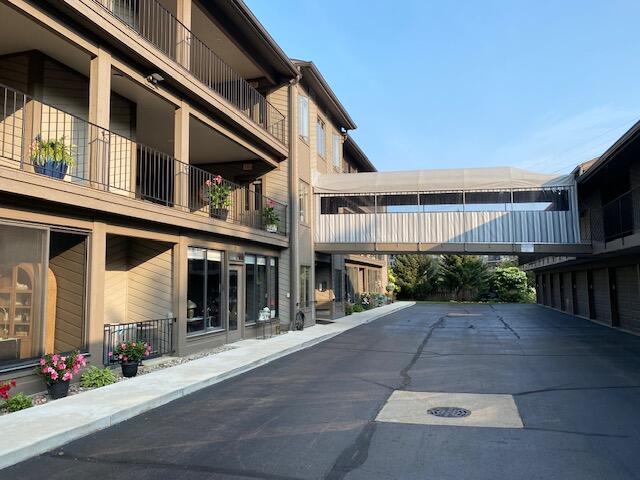 3 Hiawatha Cove Trail Unit: 2