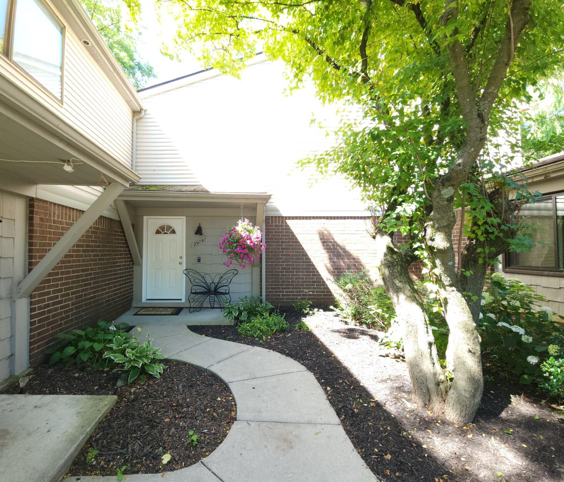 29757 Farmbrook Villa Lane
