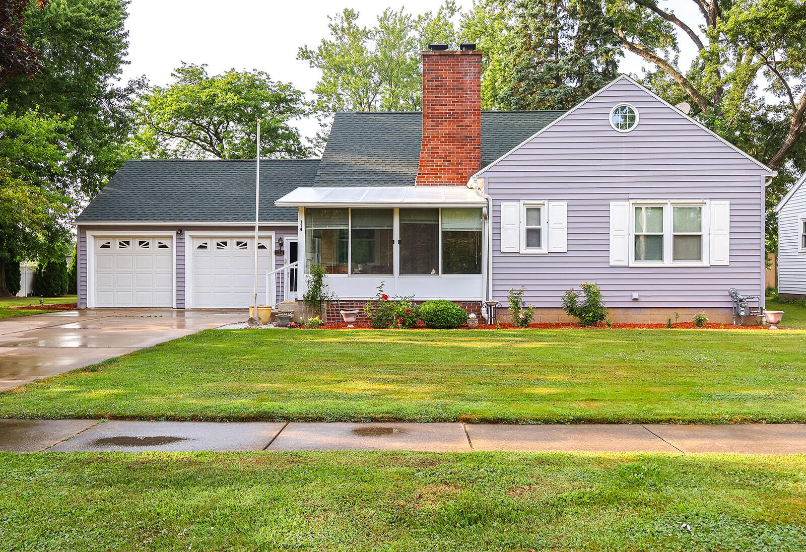 114 E Southeastern Avenue E