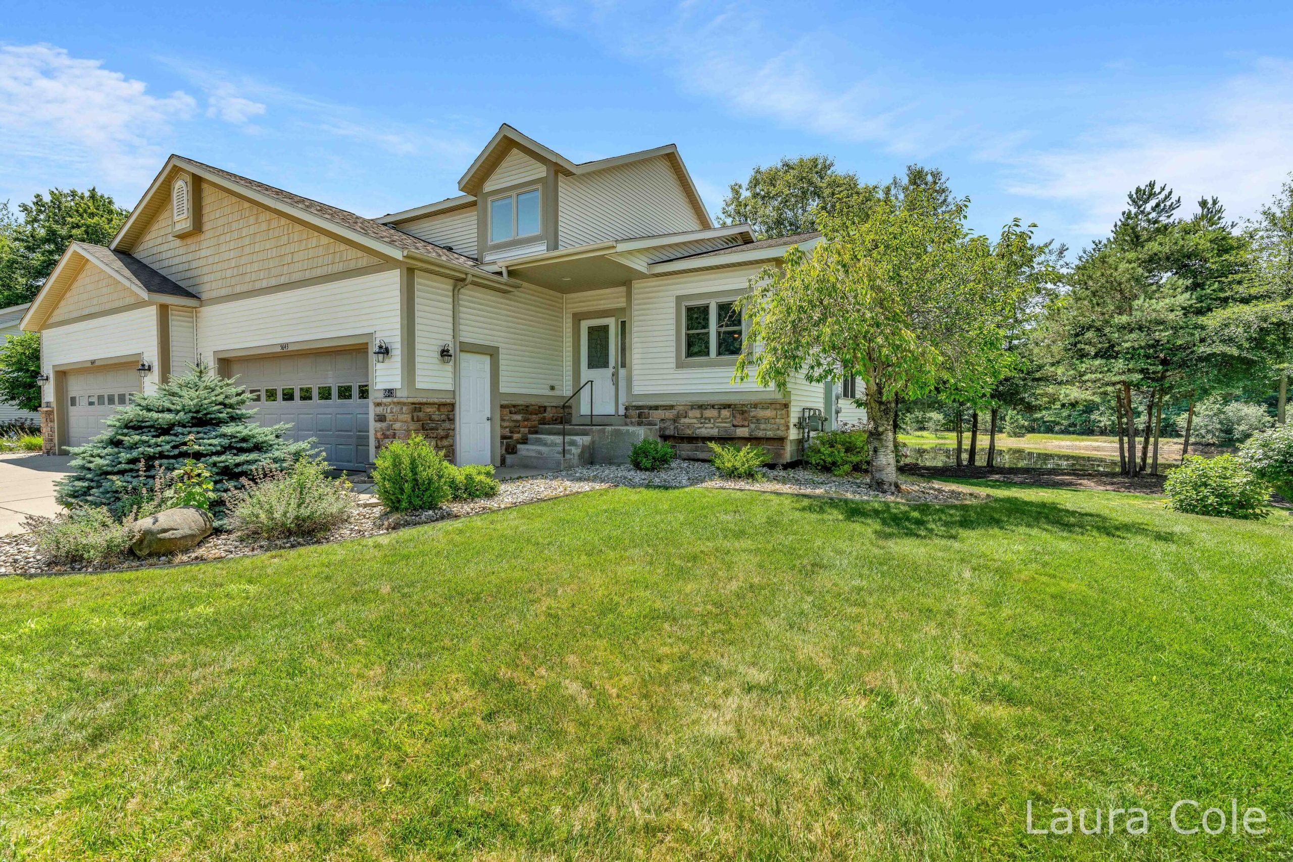 5643 W Sandalwood Circle
