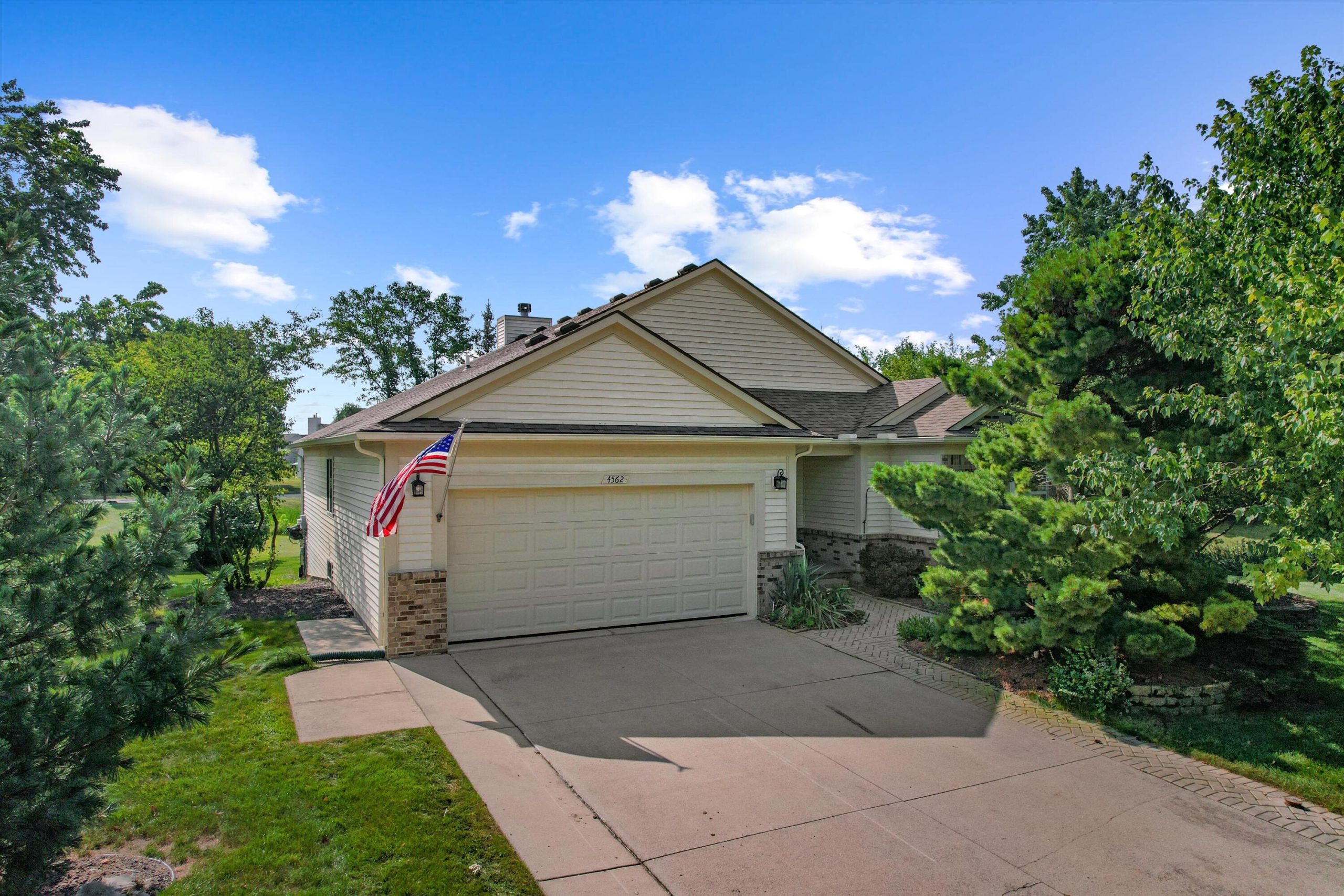 4562 Sycamore Drive