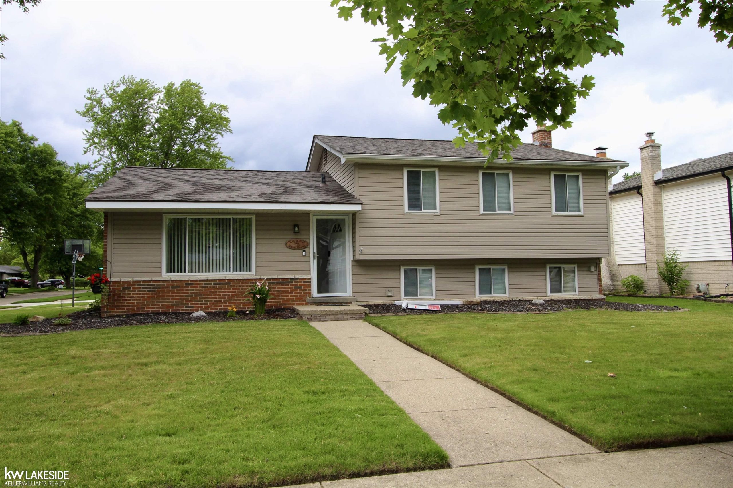 14109 Mary Grove DR