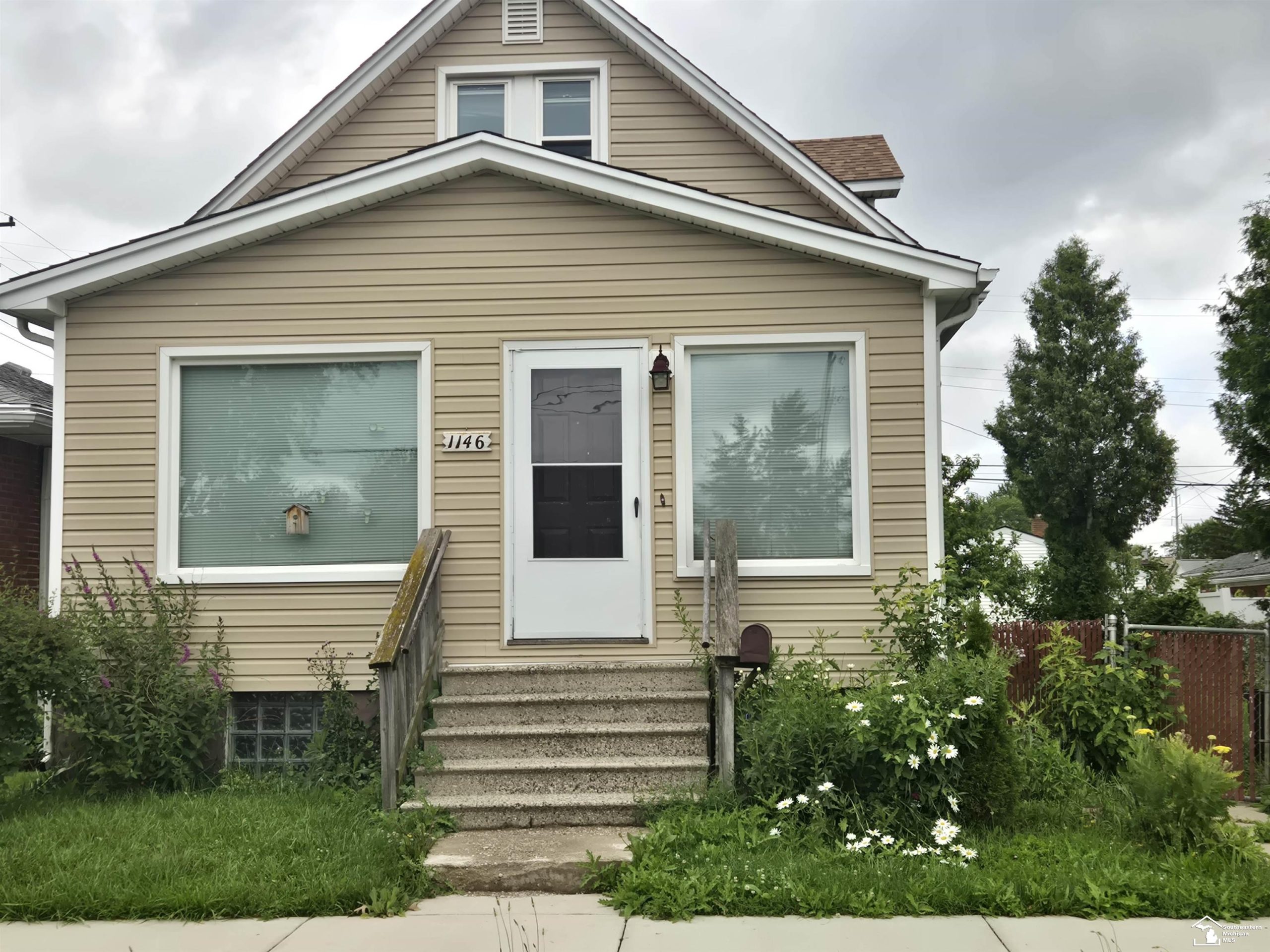 1146 Lindbergh STS
