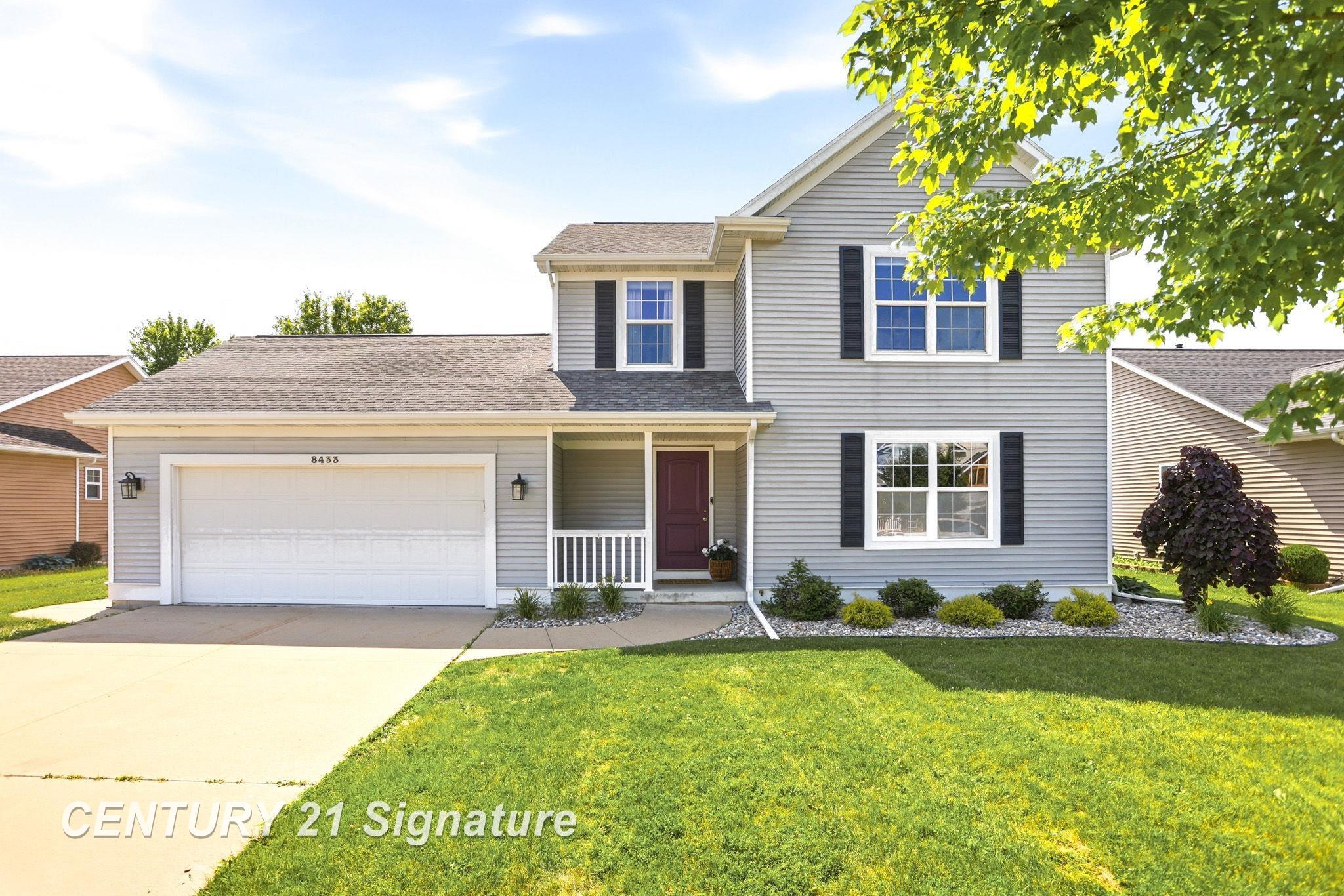 8433 Waxwing DR