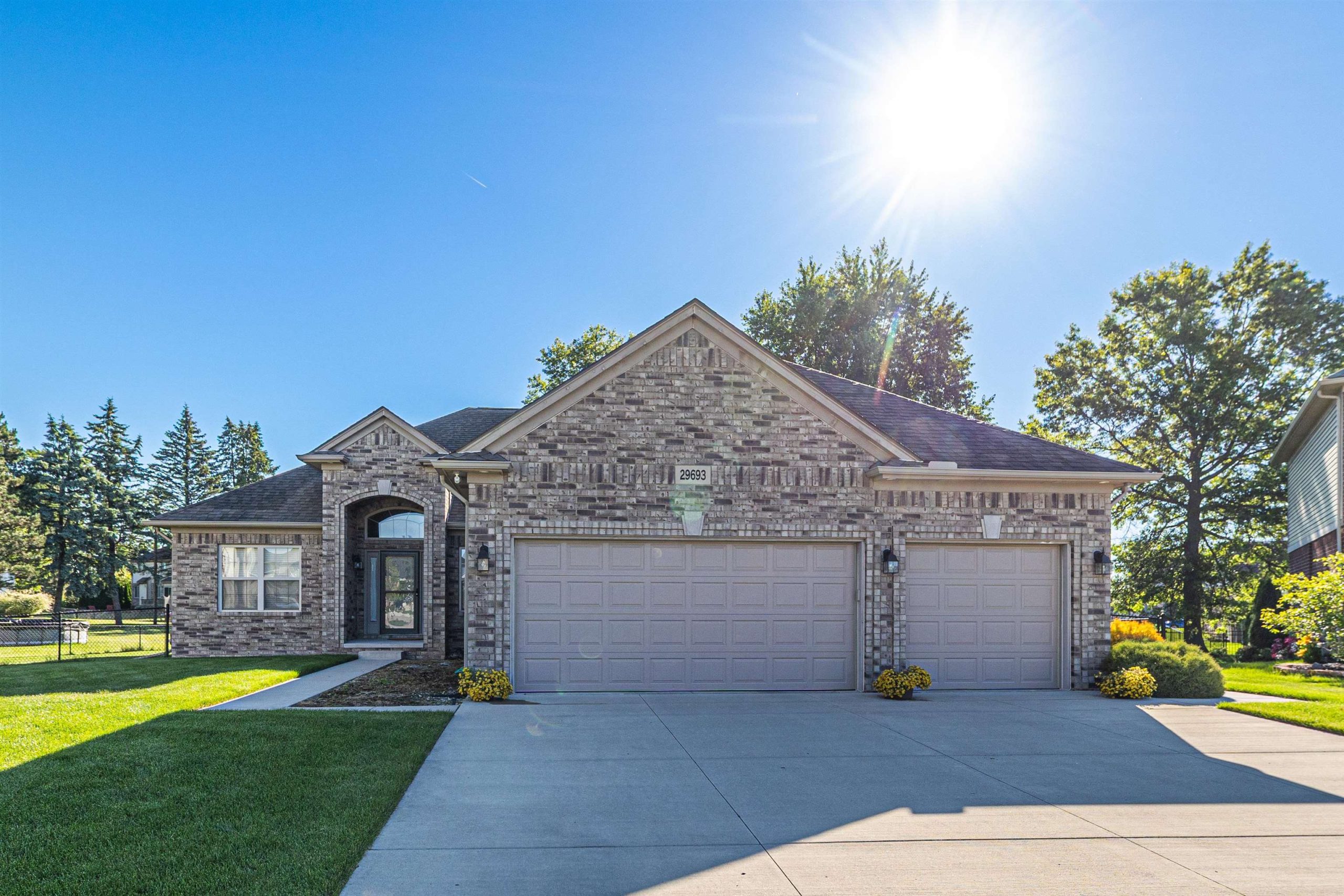 29693 LOCKWOOD CT