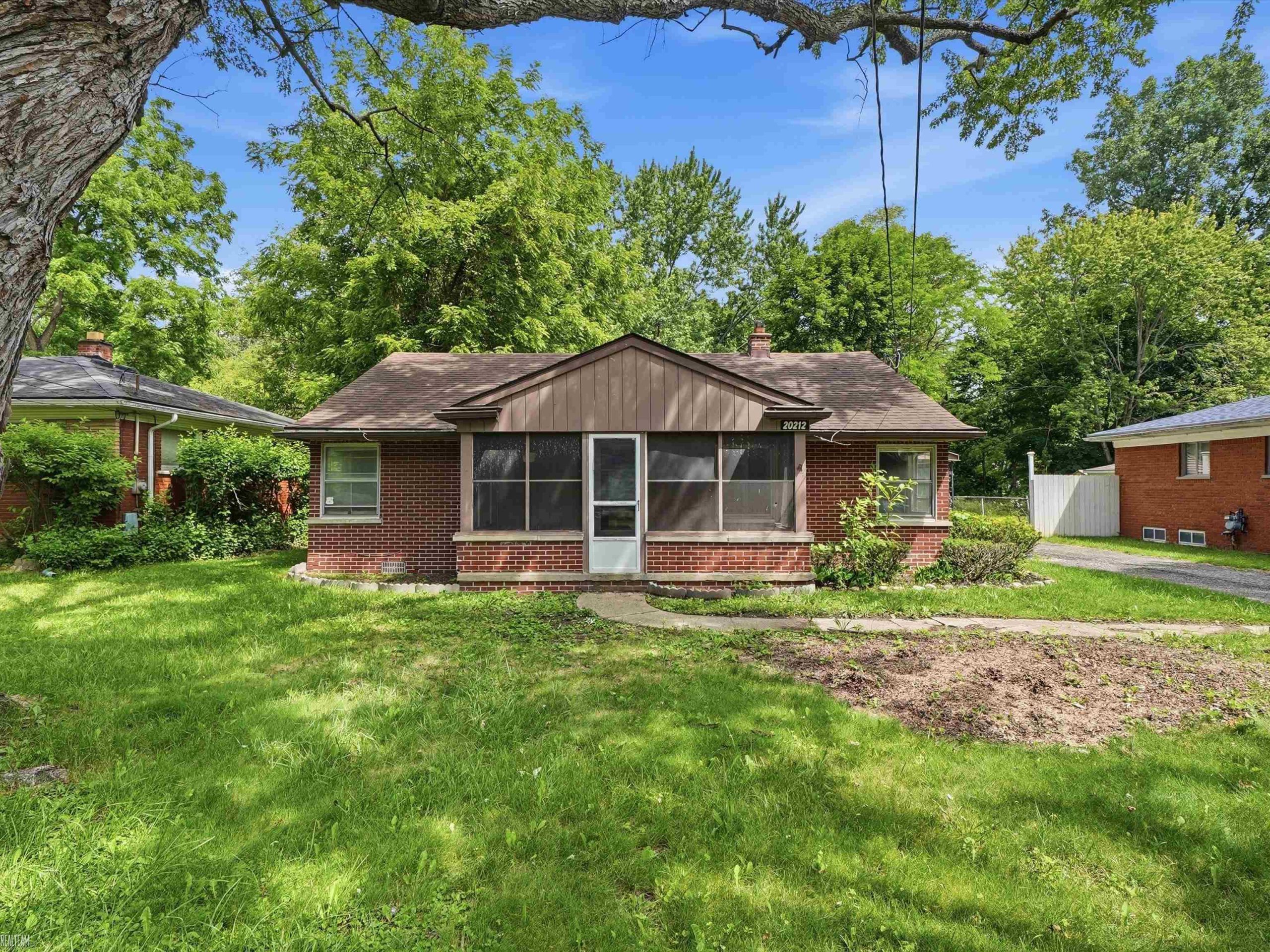 20212 Mada AVE