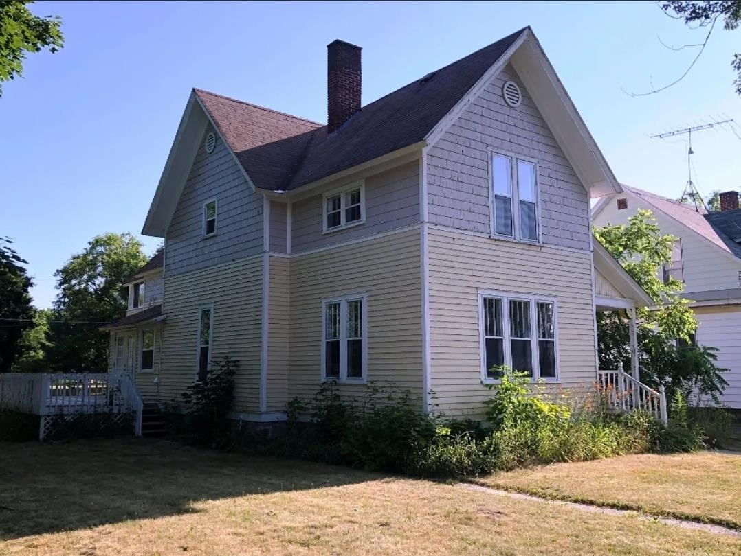 216 W Franklin