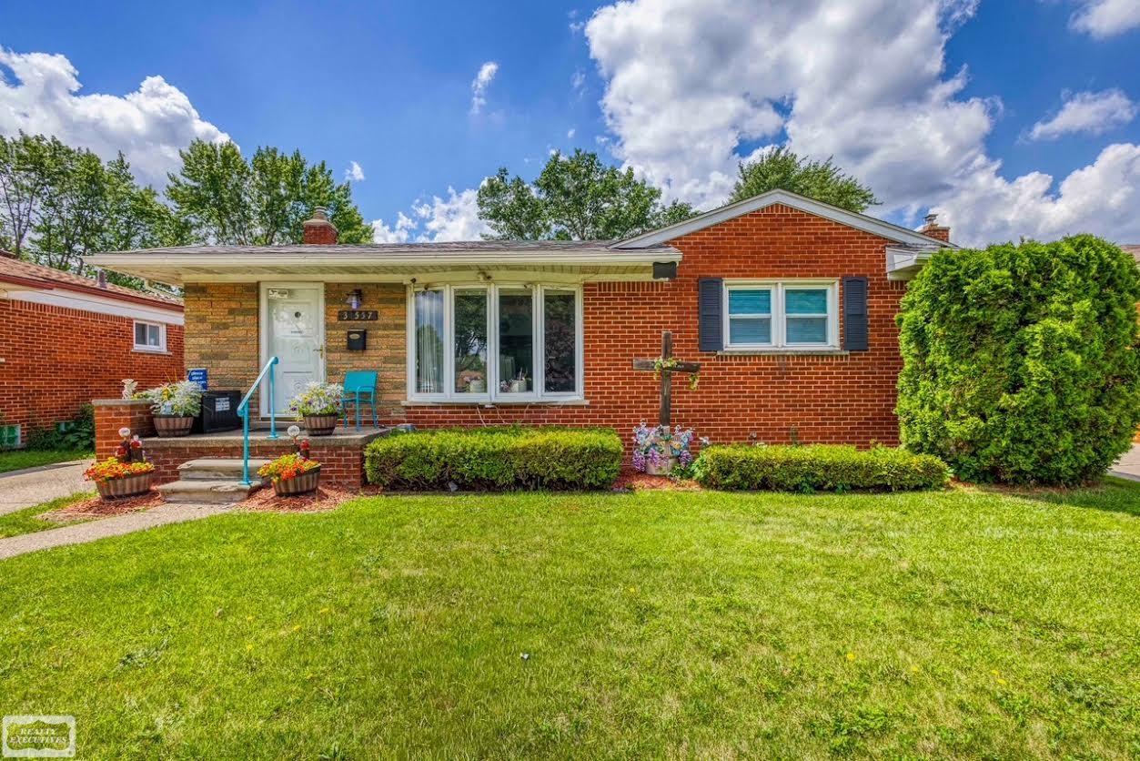 31557 Kelly RD