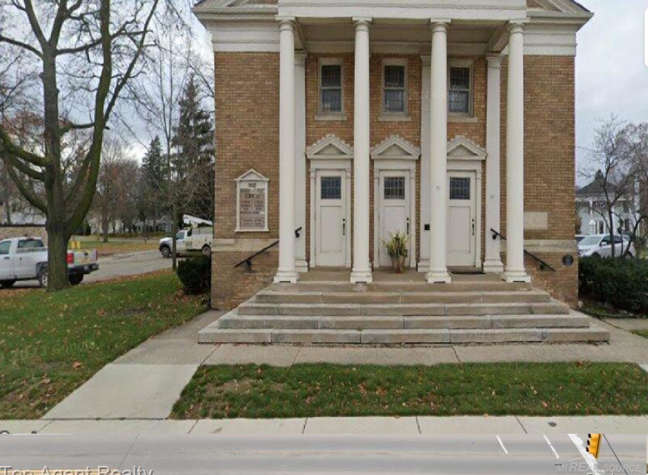 71 S Washington AVE