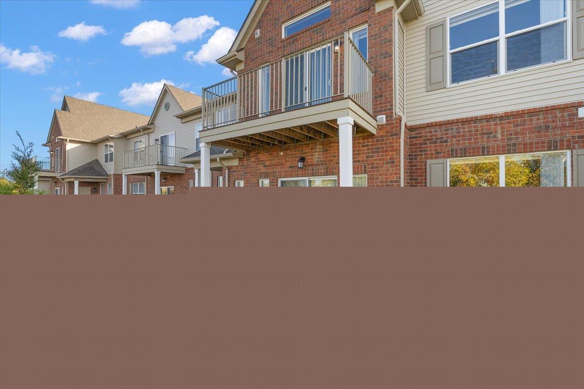 8280 Heywood CIR