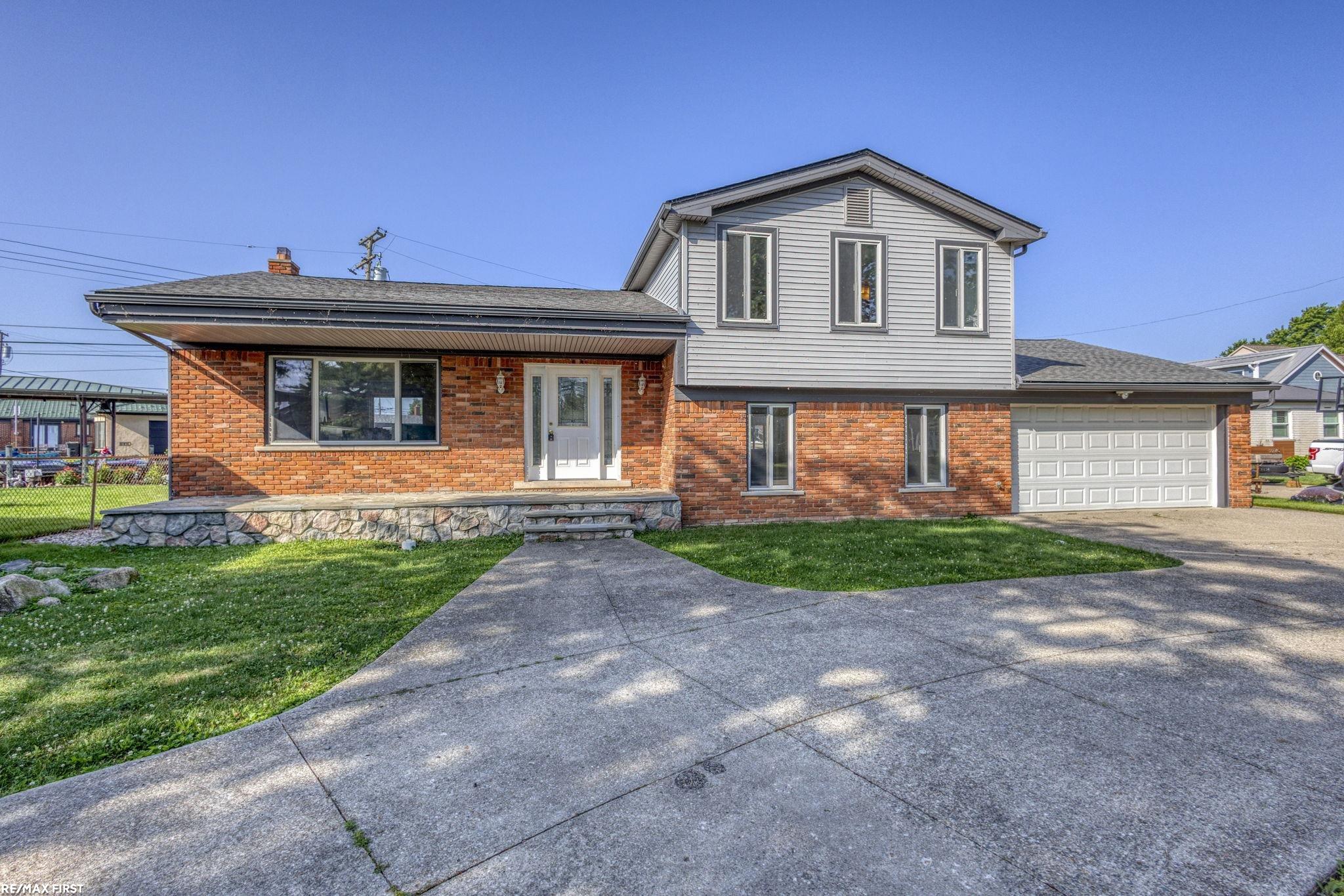22770 Worthington Ct