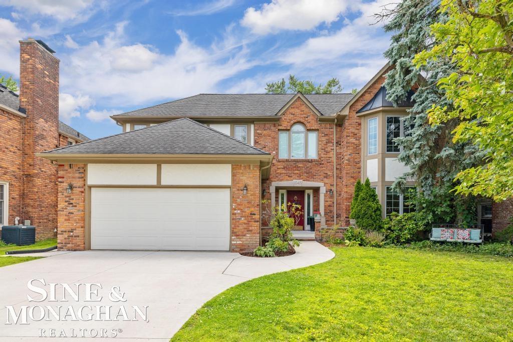 1045 Whittier RD
