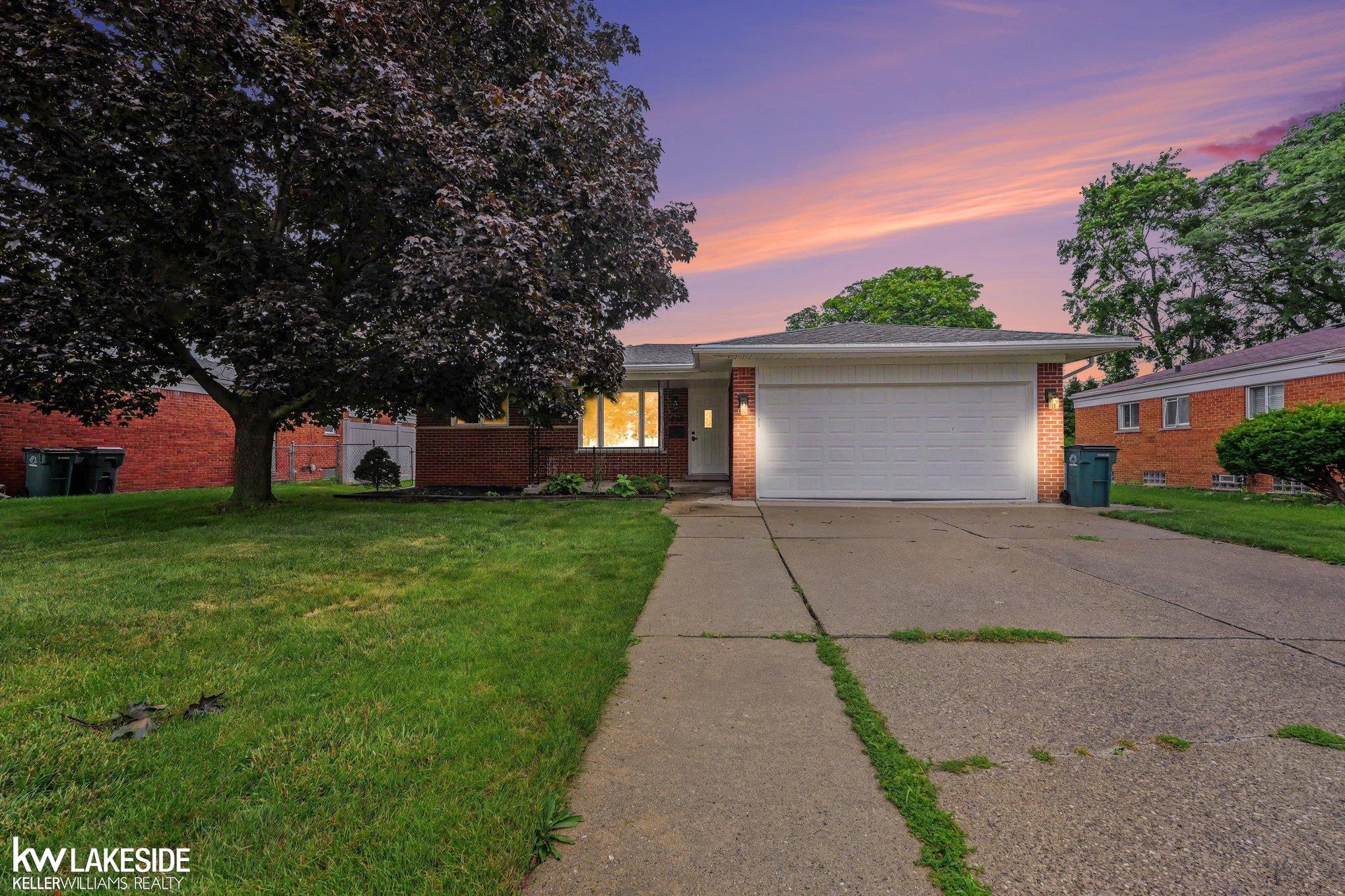 2837 Sherbourne DR