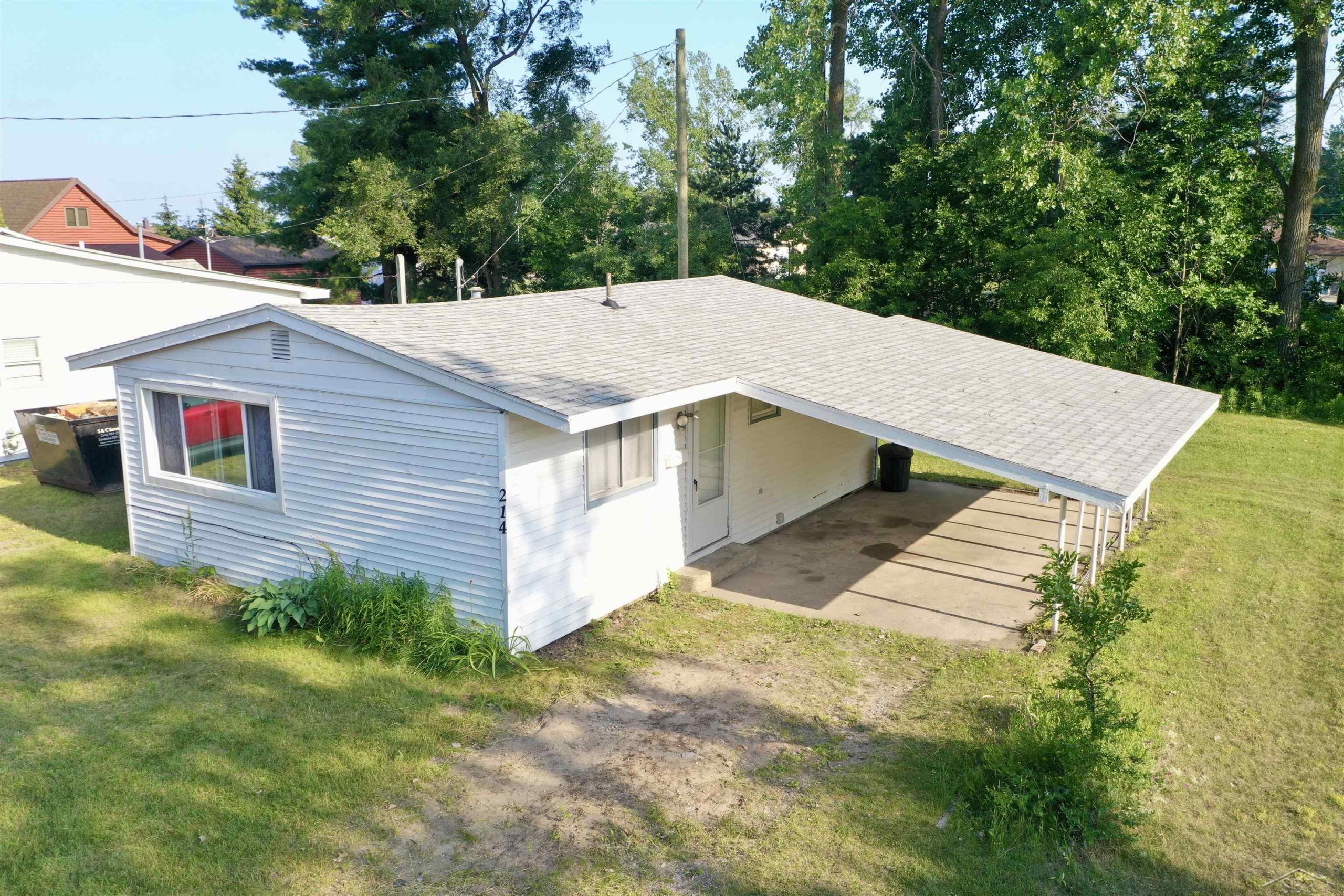 214 E Division